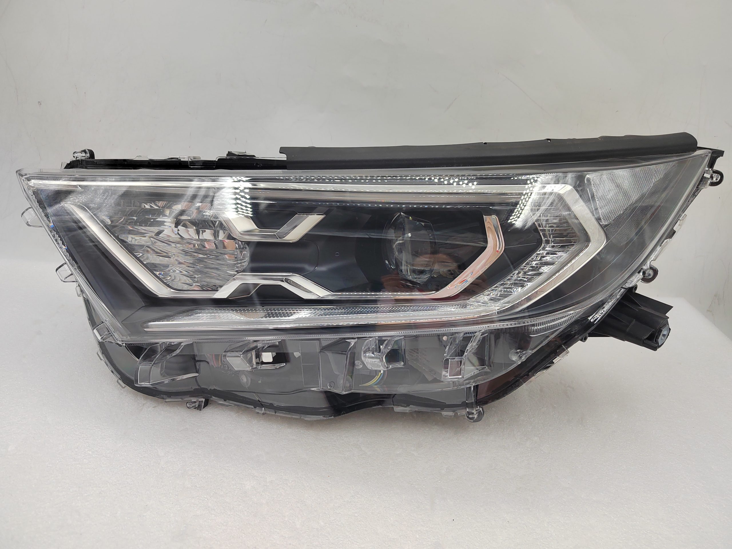 TOYOTA RAV4 V XA50 2019-2021 LED L.H.S HEADLIGHT ASSEMBLY
