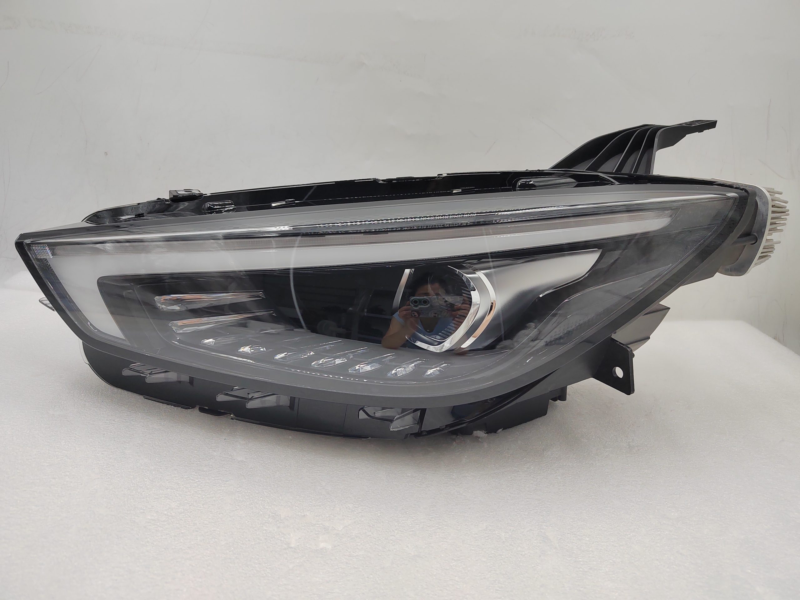 MG ZST 2021-2023 LED L.H.S HEADLIGHT ASSEMBLY