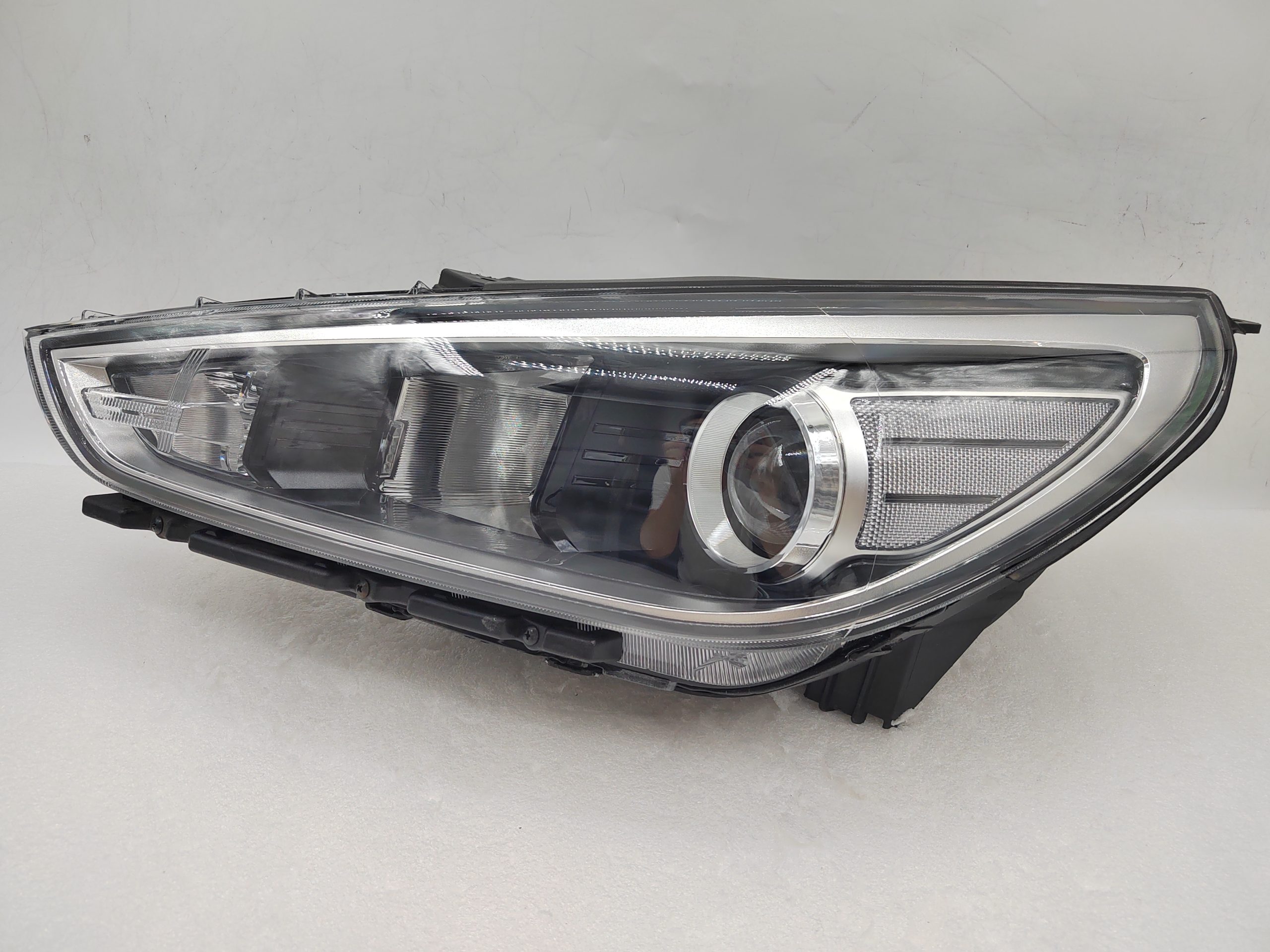 HYUNDAI I30 GO 2017-2019 HALOGEN L.H.S HEADLIGHT ASSEMBLY