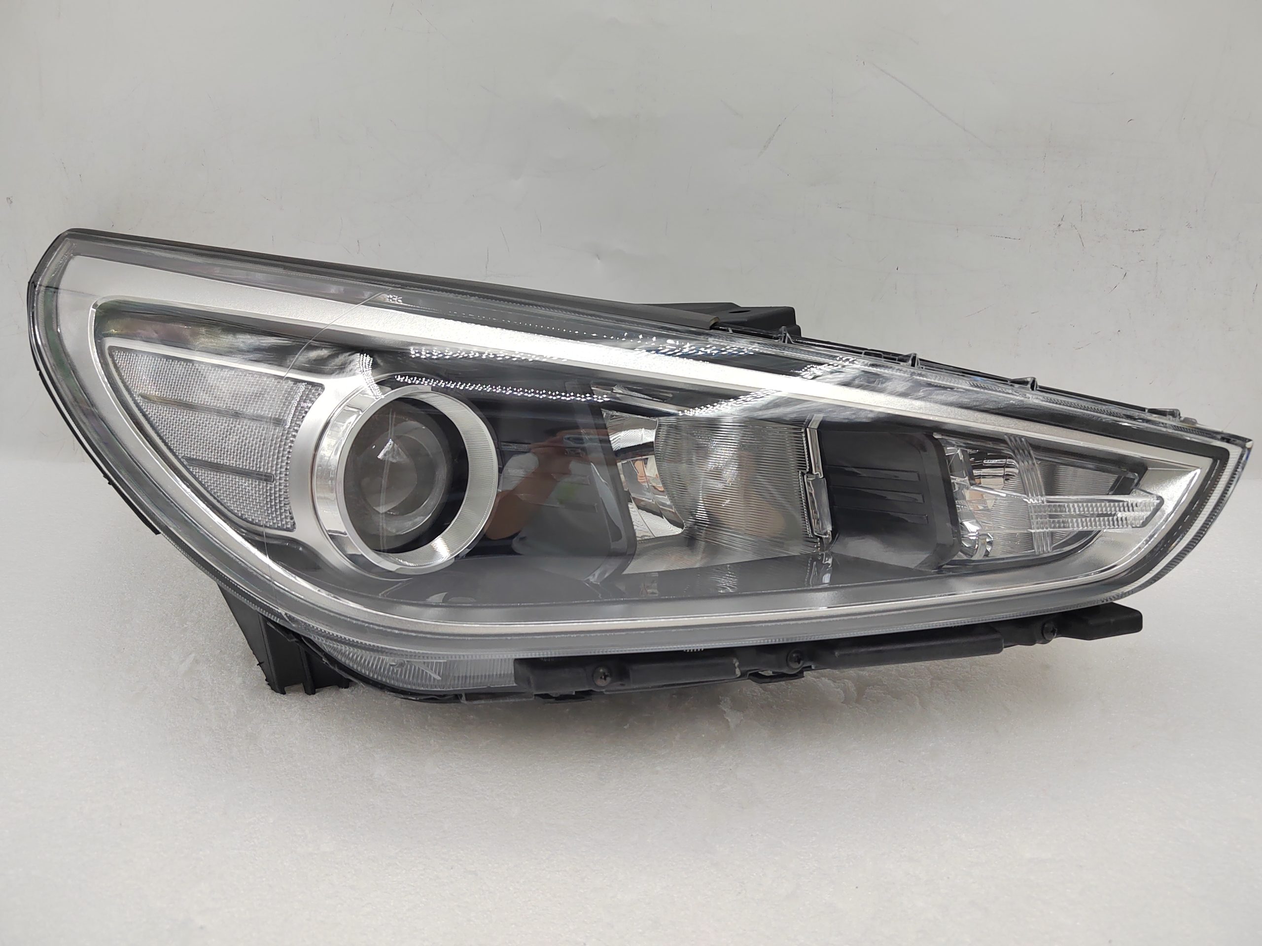 HYUNDAI I30 GO 2017-2019 HALOGEN R.H.S HEADLIGHT ASSEMBLY