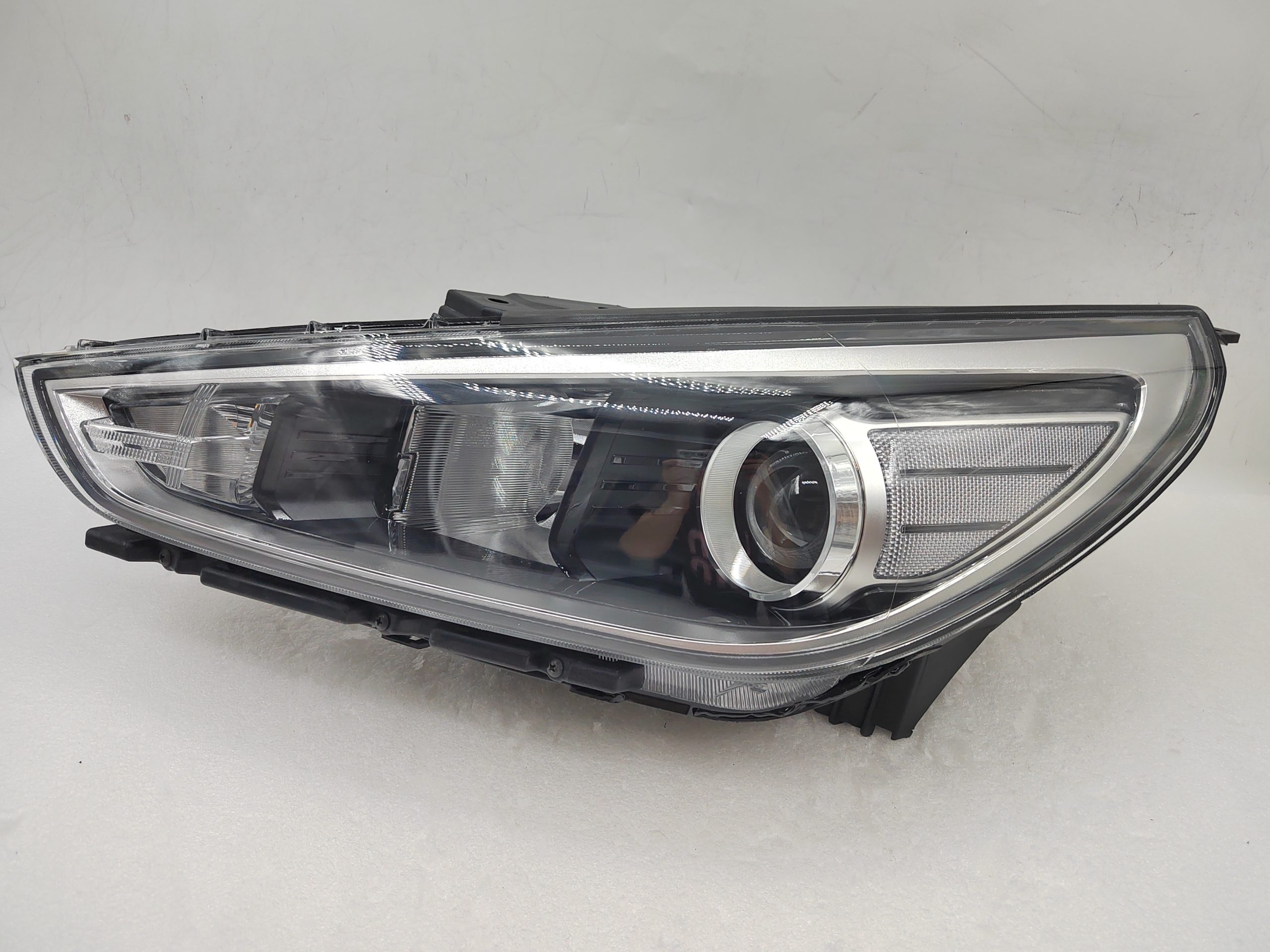 HYUNDAI I30 GO 2017-2019 HALOGEN L.H.S HEADLIGHT ASSEMBLY