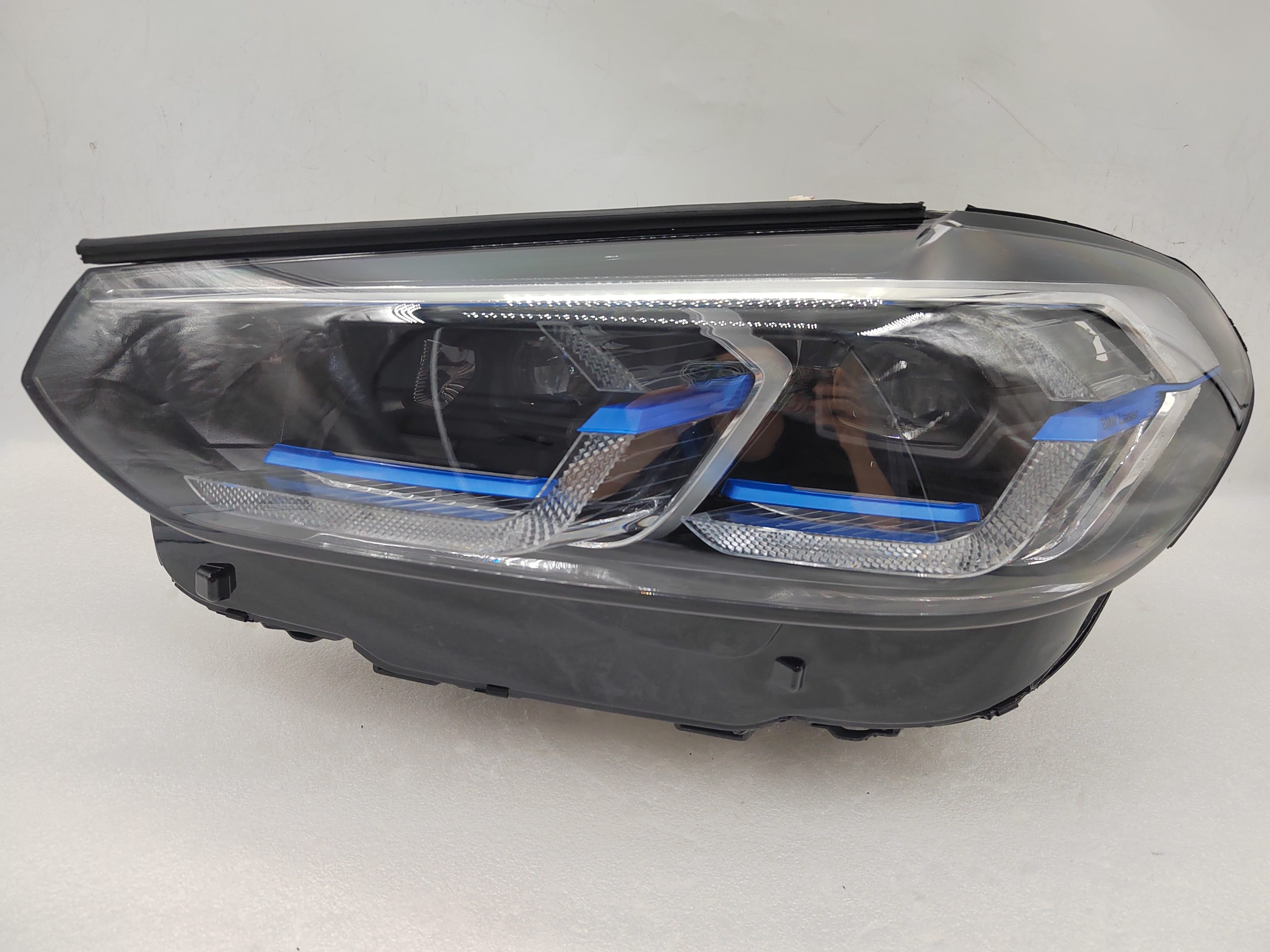 BMW X3 X4 2022-2023 LASER L.H.S HEADLIGHT ASSEMBLY