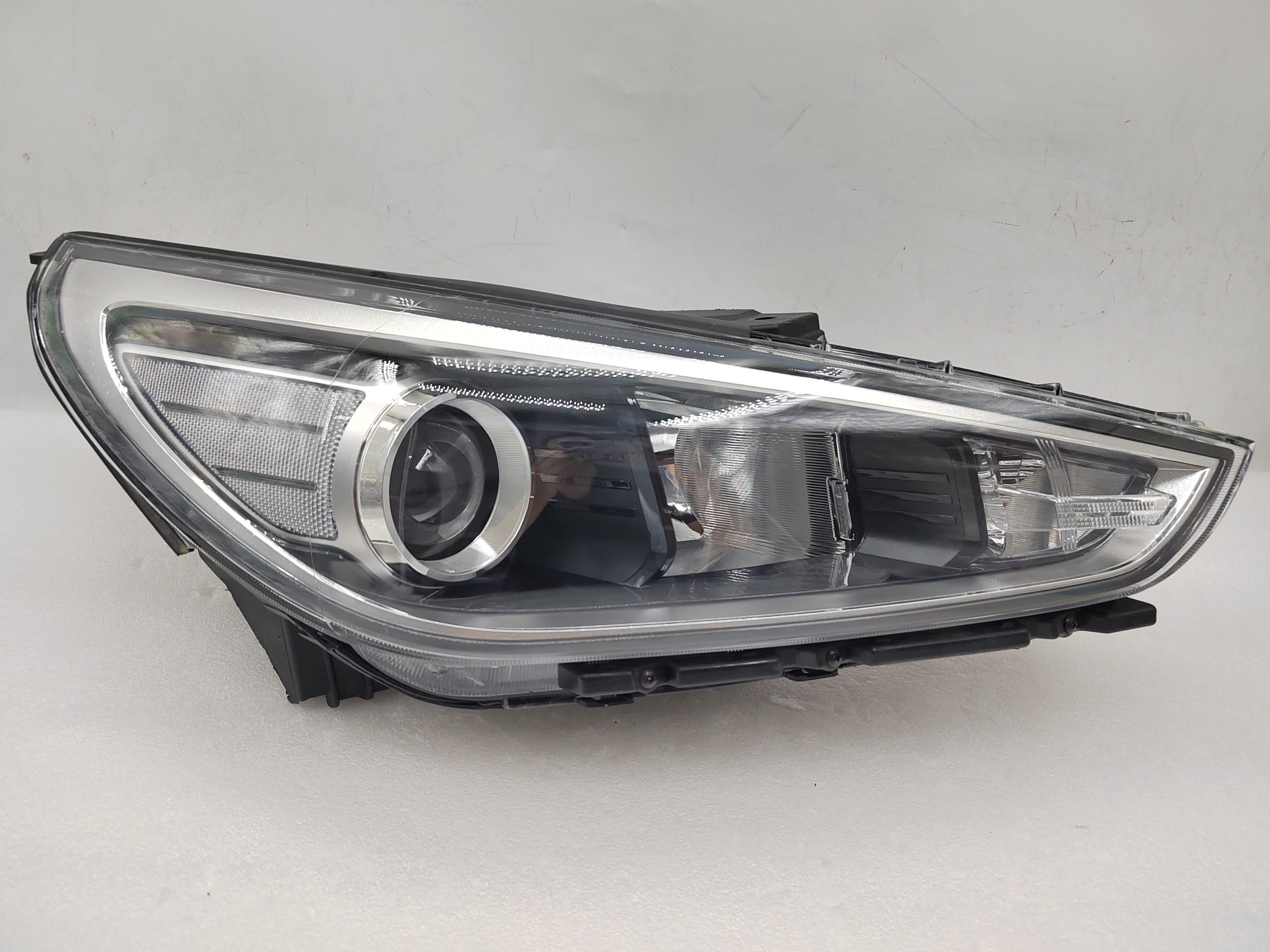 HYUNDAI I30 GO 2017-2019 HALOGEN R.H.S HEADLIGHT ASSEMBLY