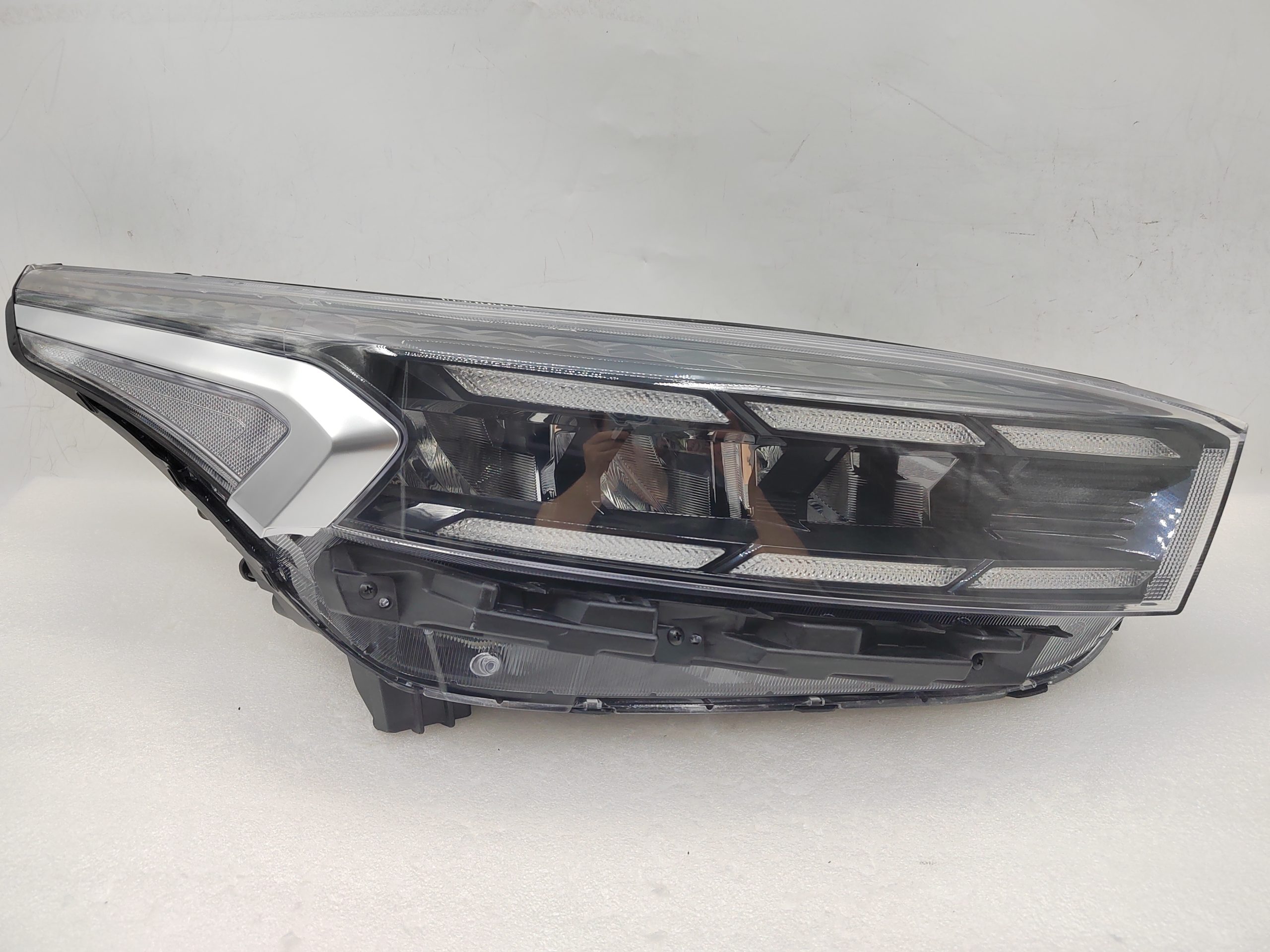 KIA CERATO 2021-2023 LED R.H.S HEADLIGHT ASSEMBLY