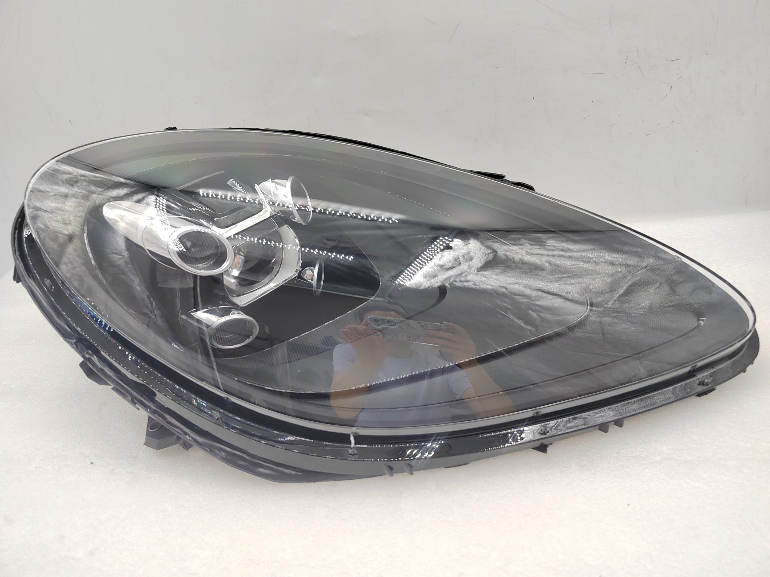 PORSCHE MACAN 2014-2017 LED R.H.S HEADLIGHT ASSEMBLY
