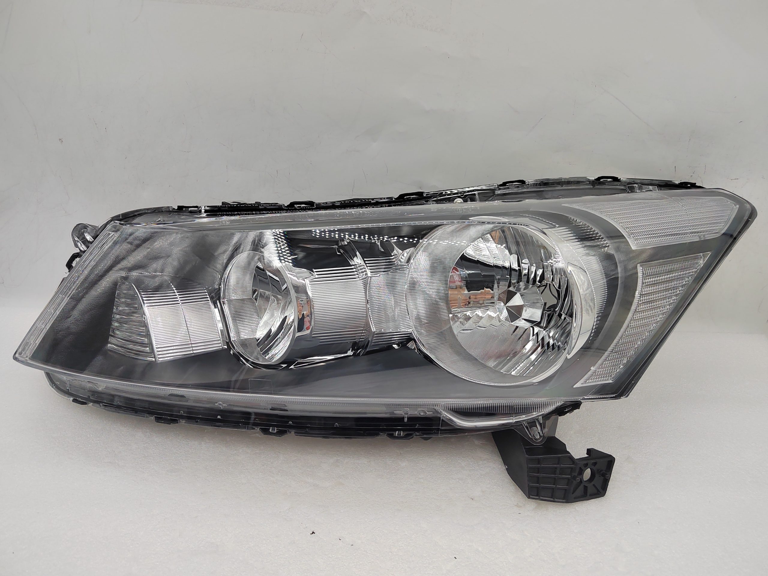 HONDA ACCORD 8 2008-2012 XENON L.H.S HEADLIGHT ASSEMBLY