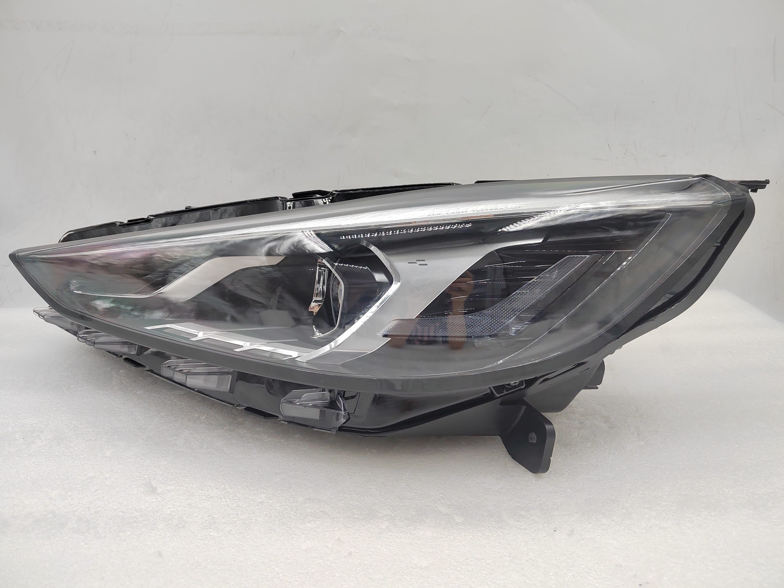 MG 5 GT 2023-2024 LED L.H.S HEADLIGHT ASSEMBLY