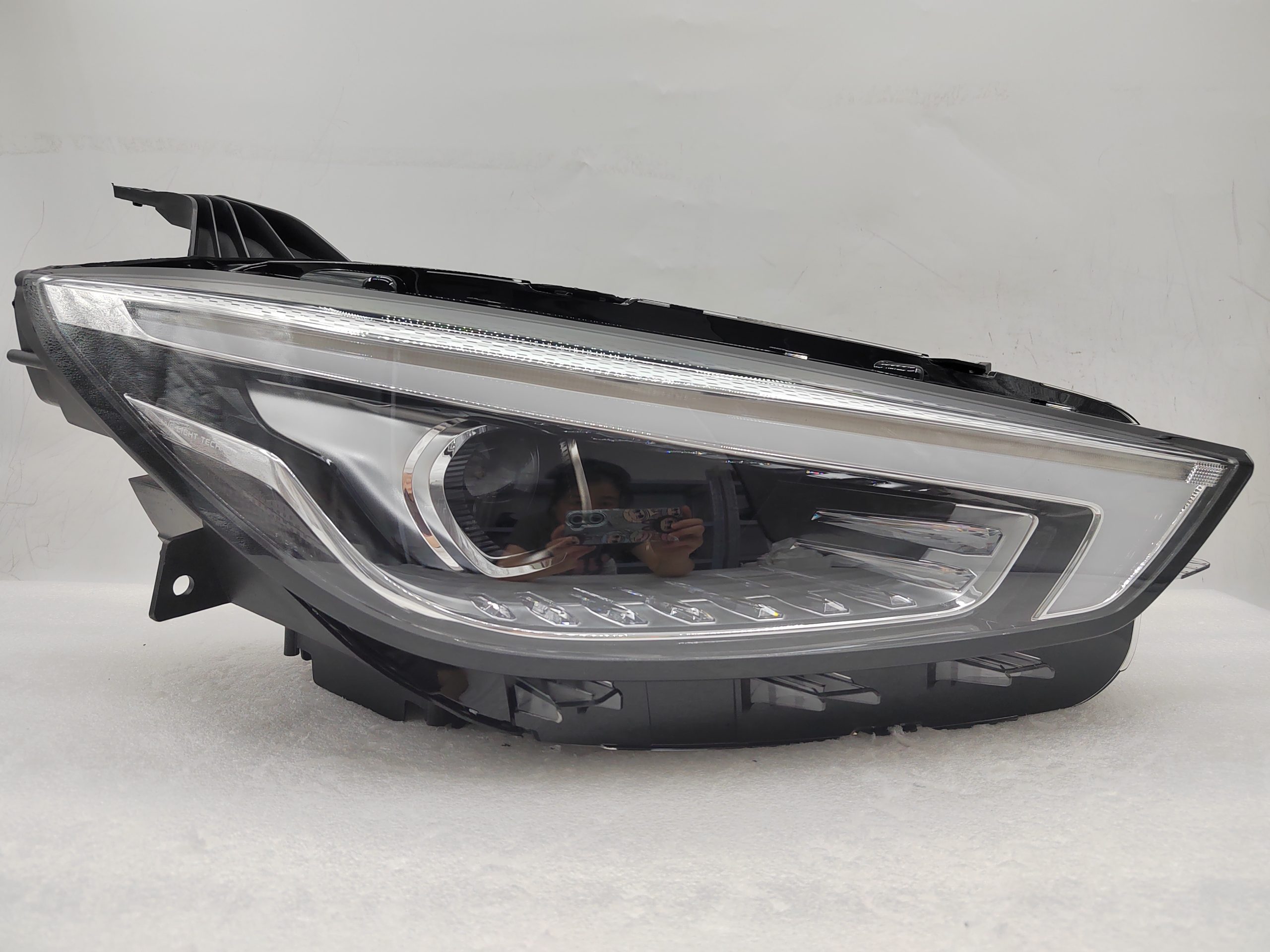 MG ZST 2021-2023 LED R.H.S HEADLIGHT ASSEMBLY