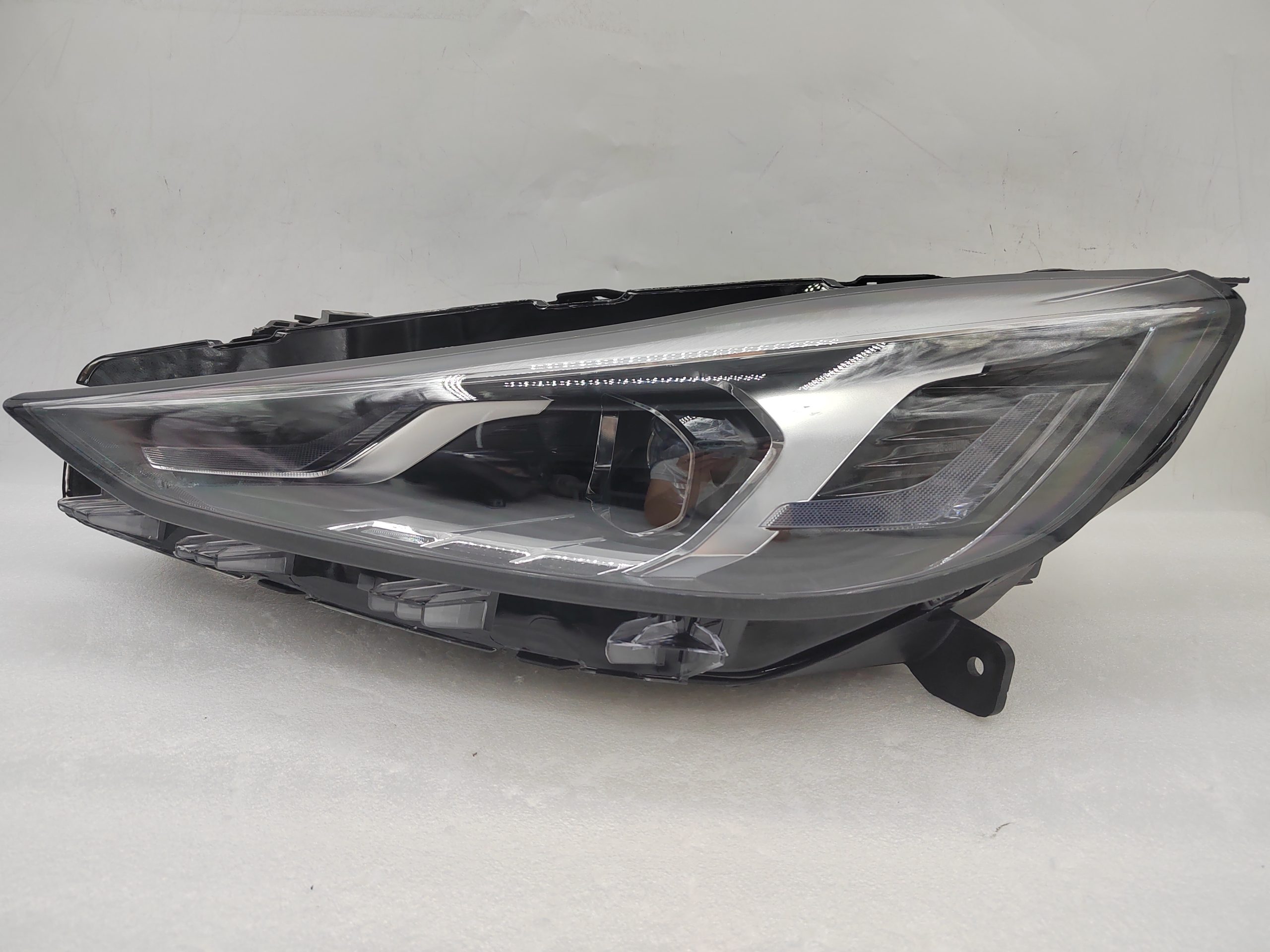 MG 5 GT 2023-2024 LED L.H.S HEADLIGHT ASSEMBLY