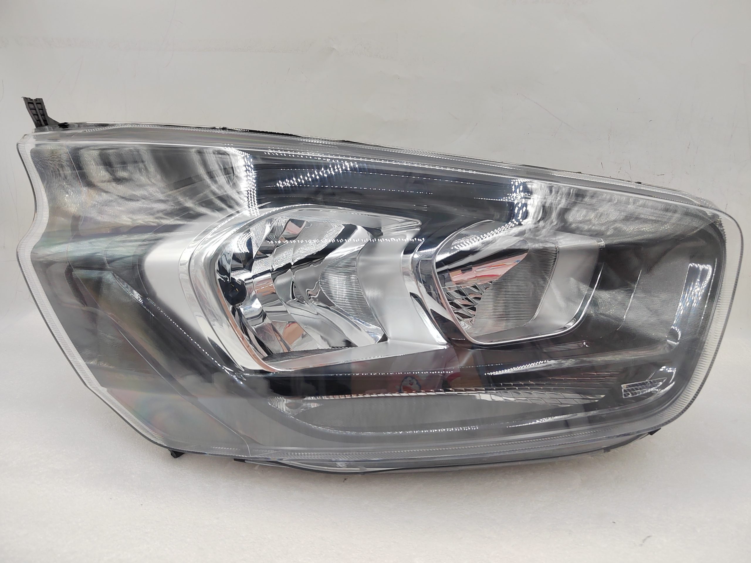 FORD TRANSIT CUSTOM 2018-2022 HALOGEN R.H.S HEADLIGHT ASSEMBLY