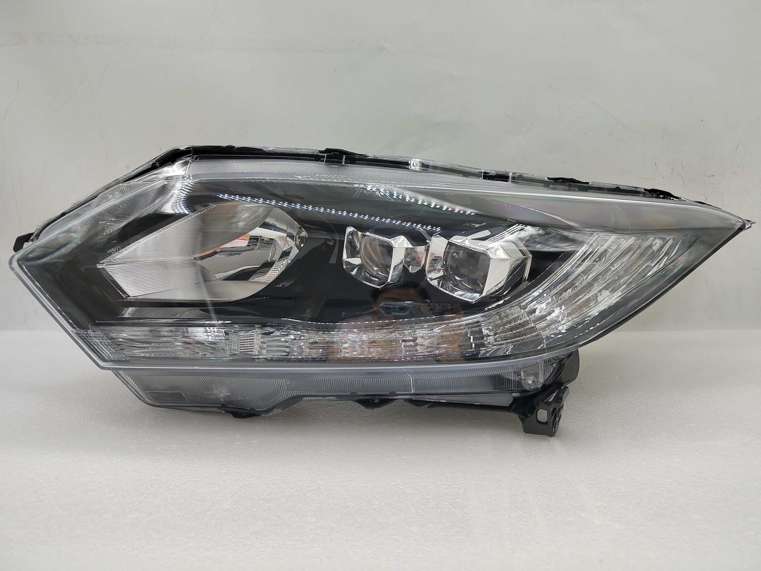 HONDA HR-V 2015-2018 LED L.H.S HEADLIGHT ASSEMBLY