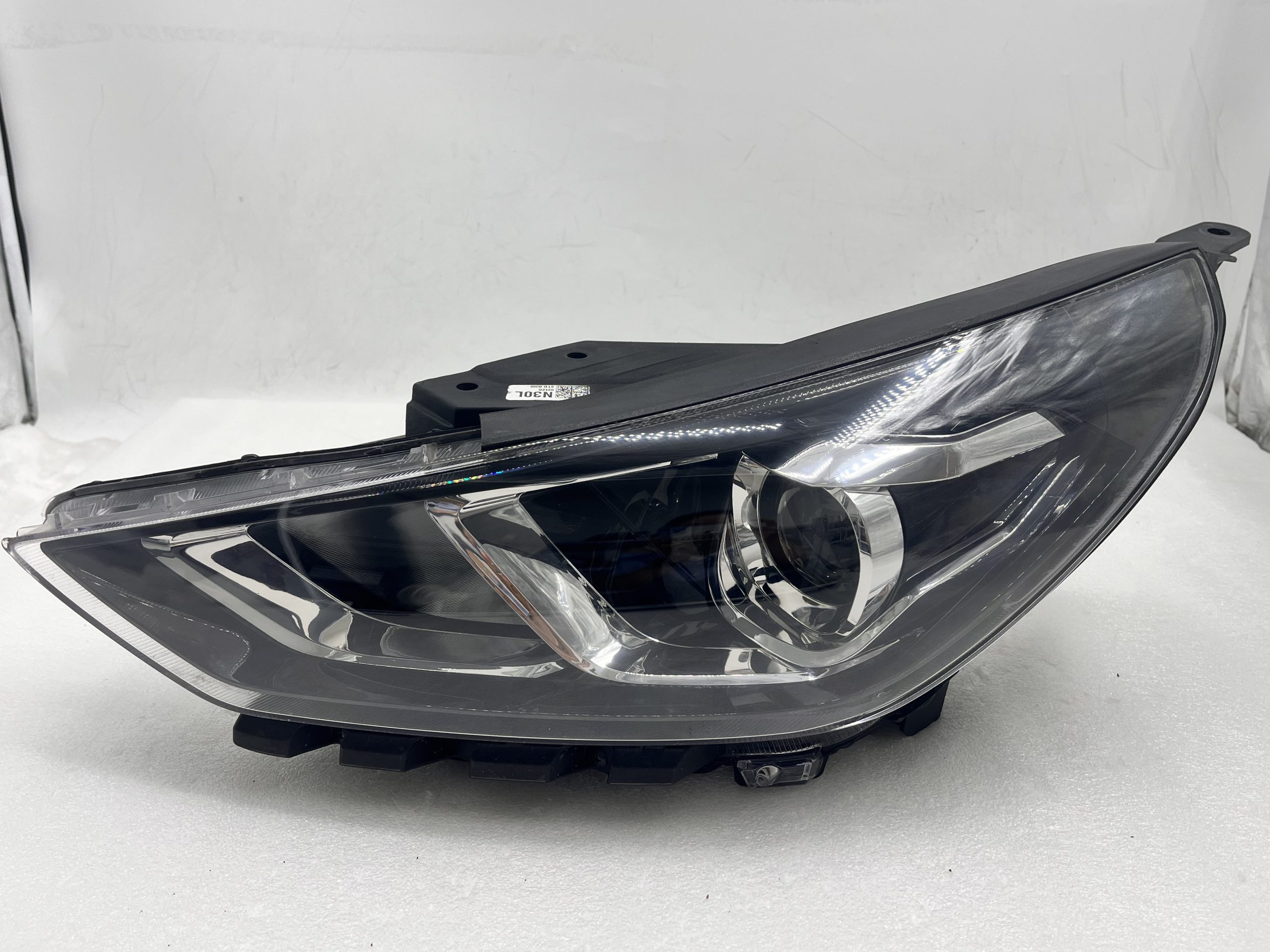 HYUNDAI I30 HATCH 2020-2023 HALOGEN L.H.S HEADLIGHT ASSEMBLY
