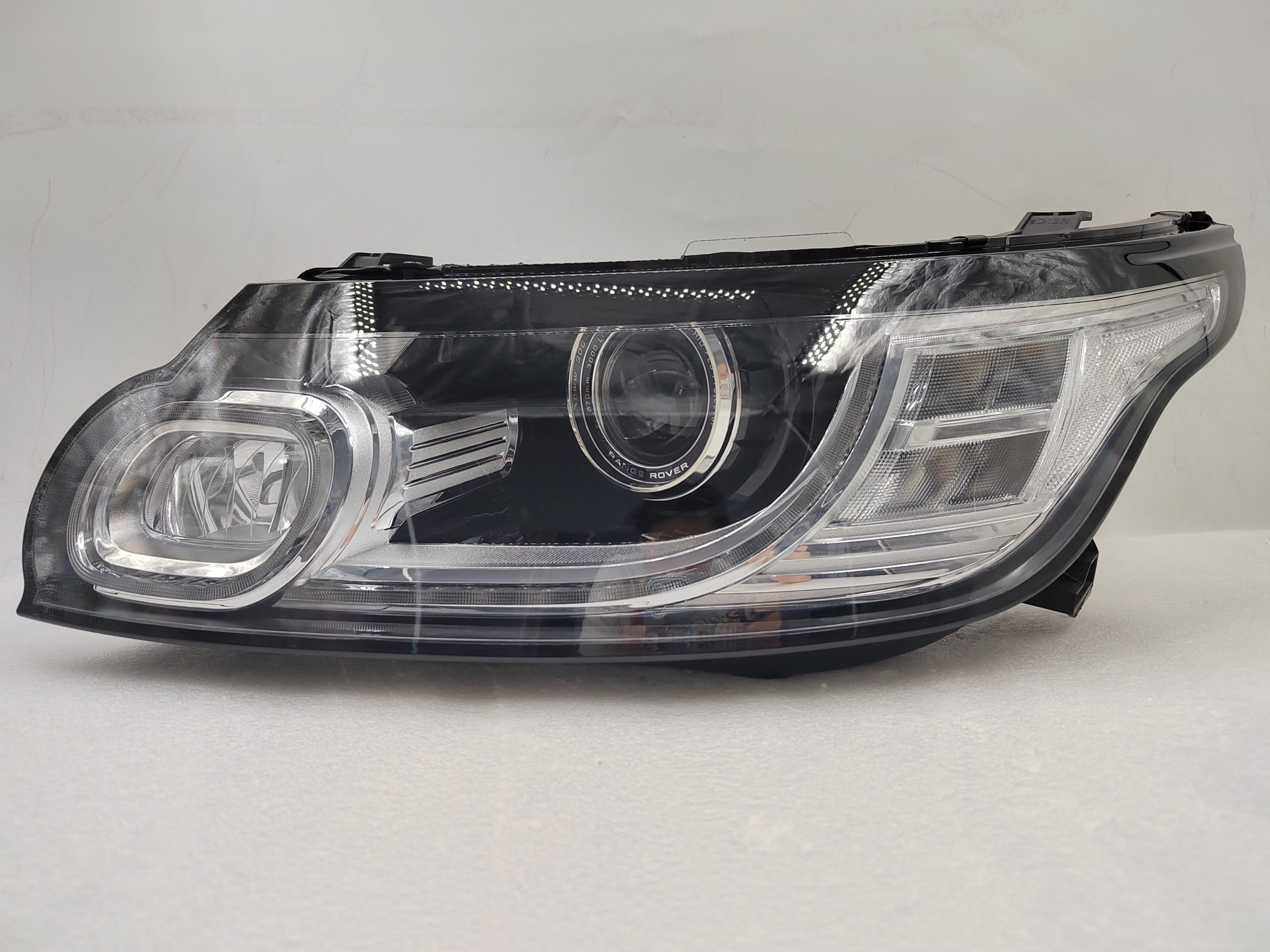 LAND ROVER RANGE ROVER SPORT 2014-2017 XENON L.H.S HEADLIGHT ASSEMBLY
