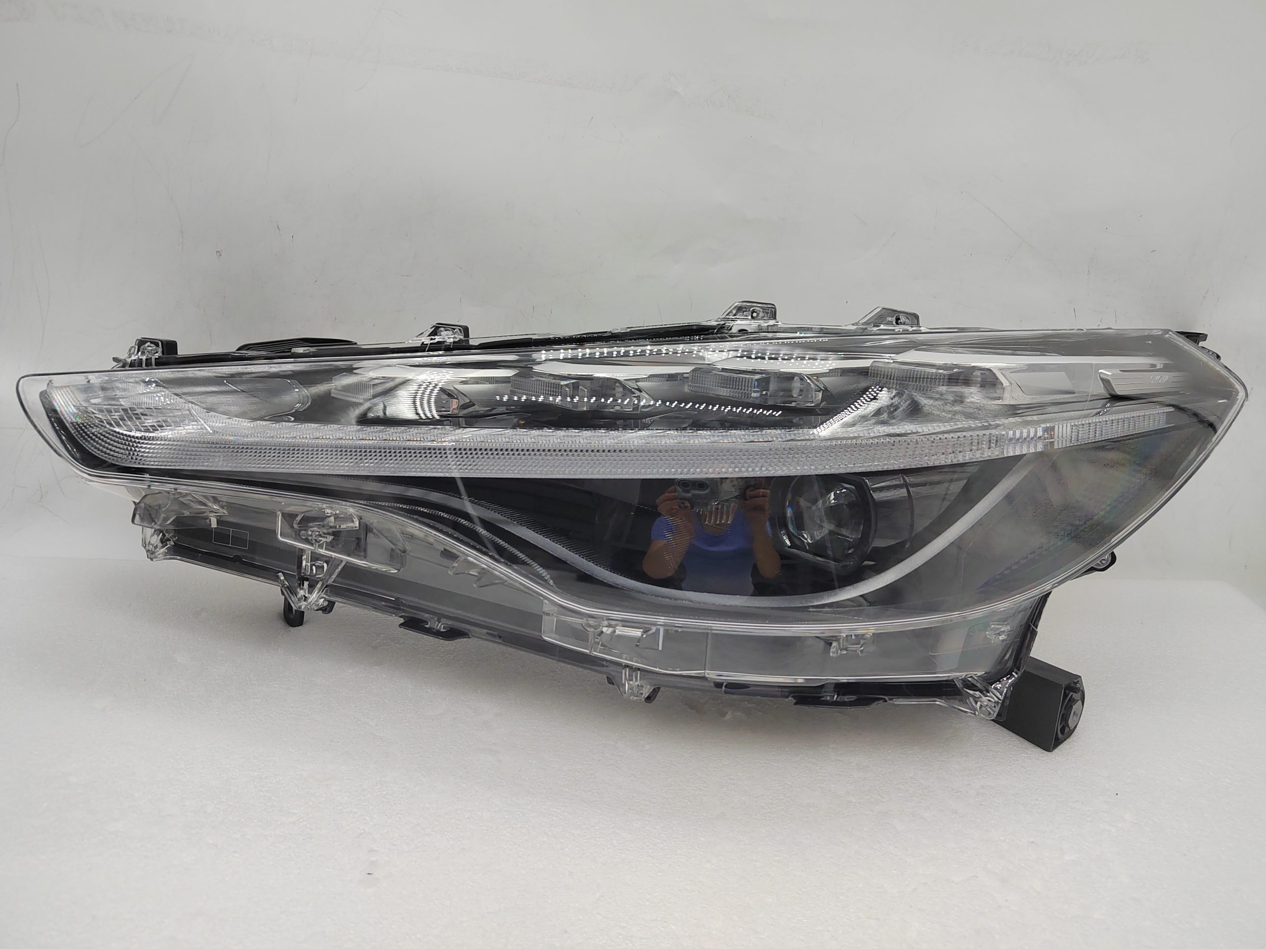 TOYOTA COROLLA CROSS 2021-2023 LED L.H.S HEADLIGHT ASSEMBLY