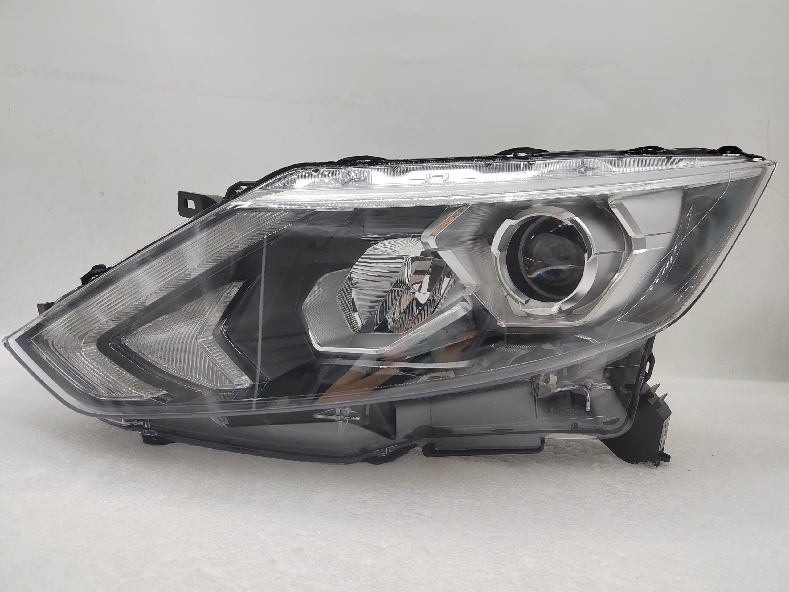 NISSAN QASHQAI J11 2014-2016 LED L.H.S HEADLIGHT ASSEMBLY