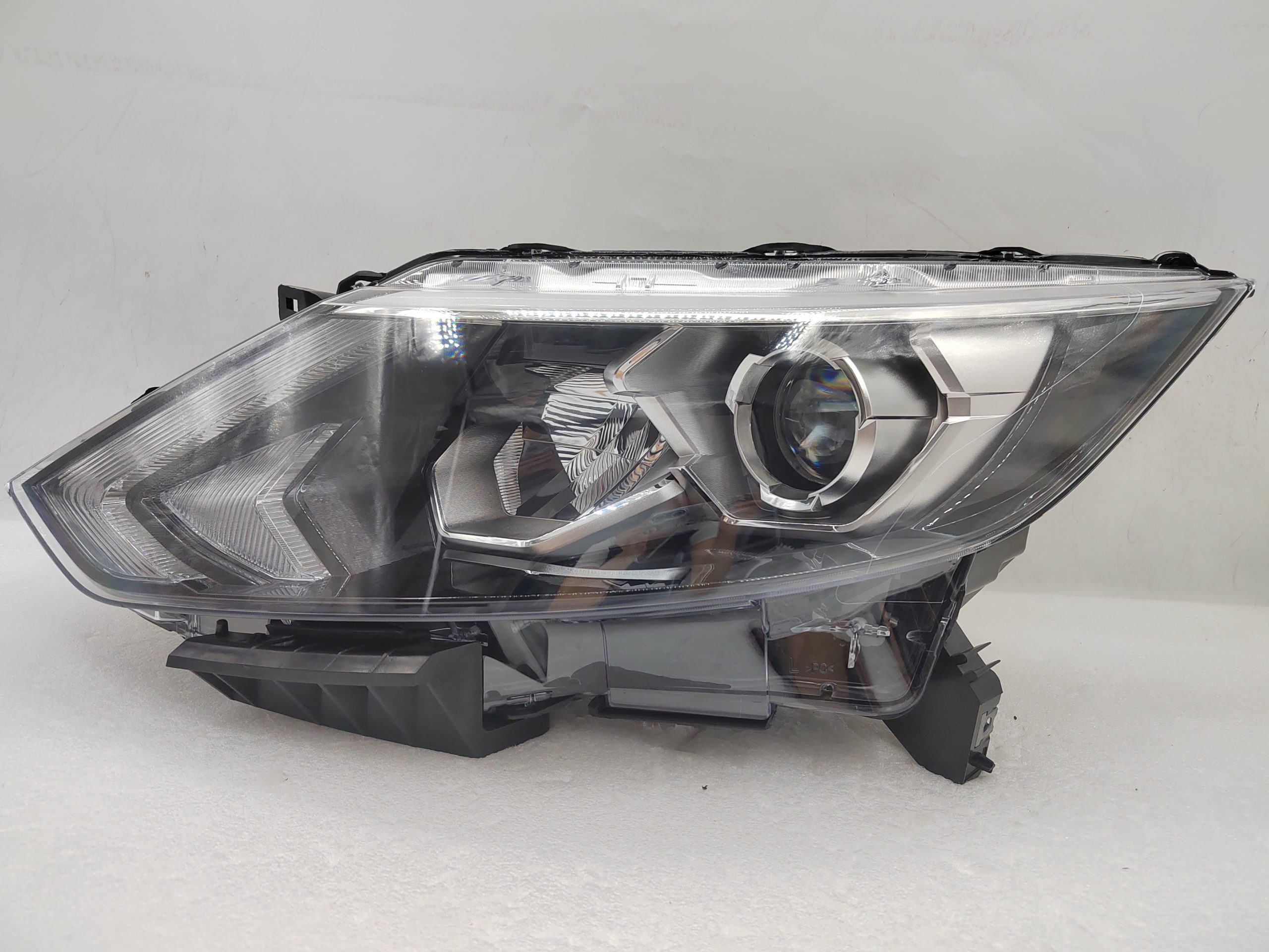 NISSAN QASHQAI J11 2014-2016 LED L.H.S HEADLIGHT ASSEMBLY