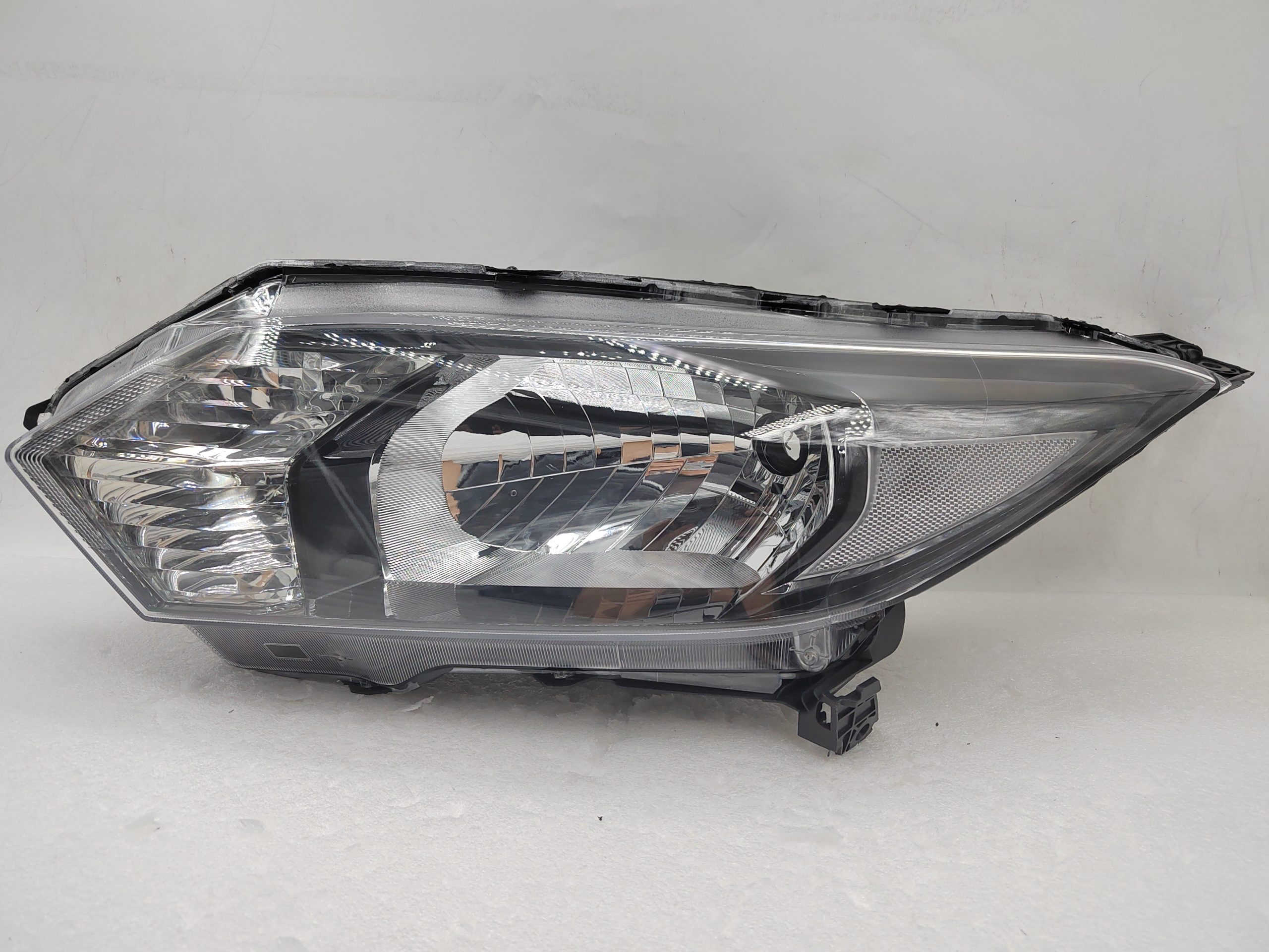 HONDA HR-V 2015-2018 HALOGEN L.H.S HEADLIGHT ASSEMBLY