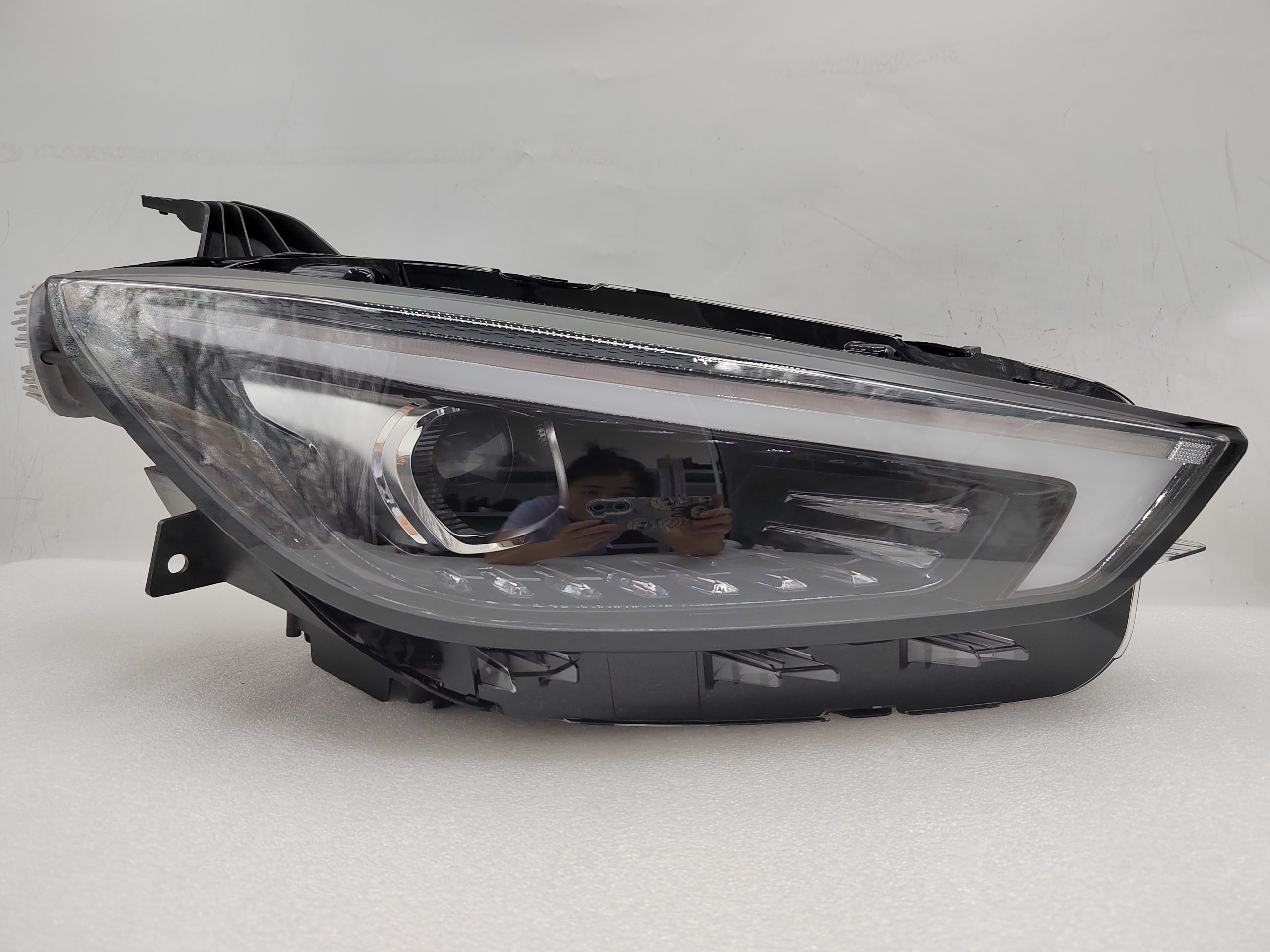 MG ZST 2021-2023 LED R.H.S HEADLIGHT ASSEMBLY