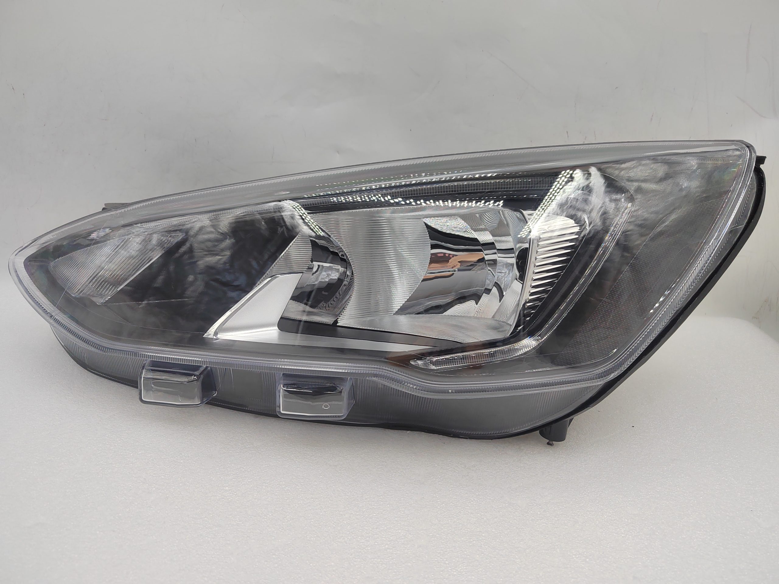 FORD FOCUS MK4 2019-2021 HALOGEN L.H.S HEADLIGHT ASSEMBLY