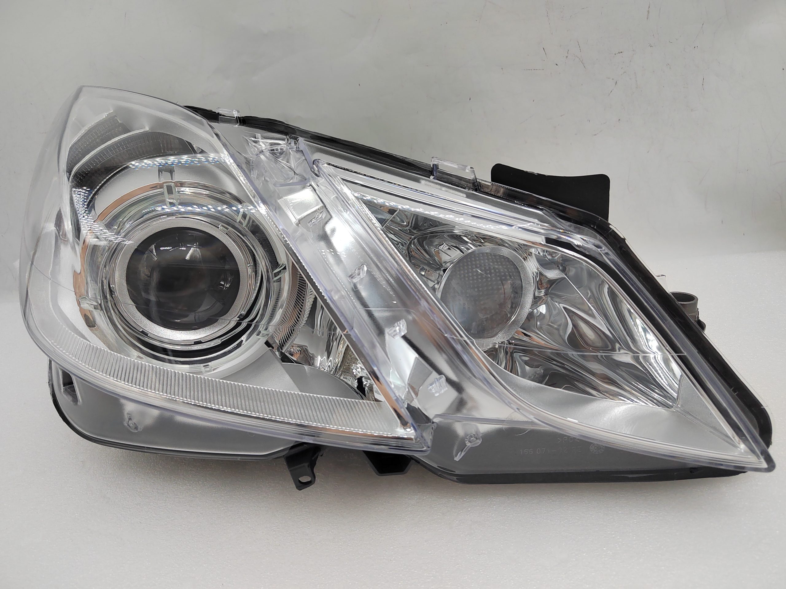 MERCEDES-BENZ E-CLASS W207 2009-2012 XENON R.H.S HEADLIGHT ASSEMBLY
