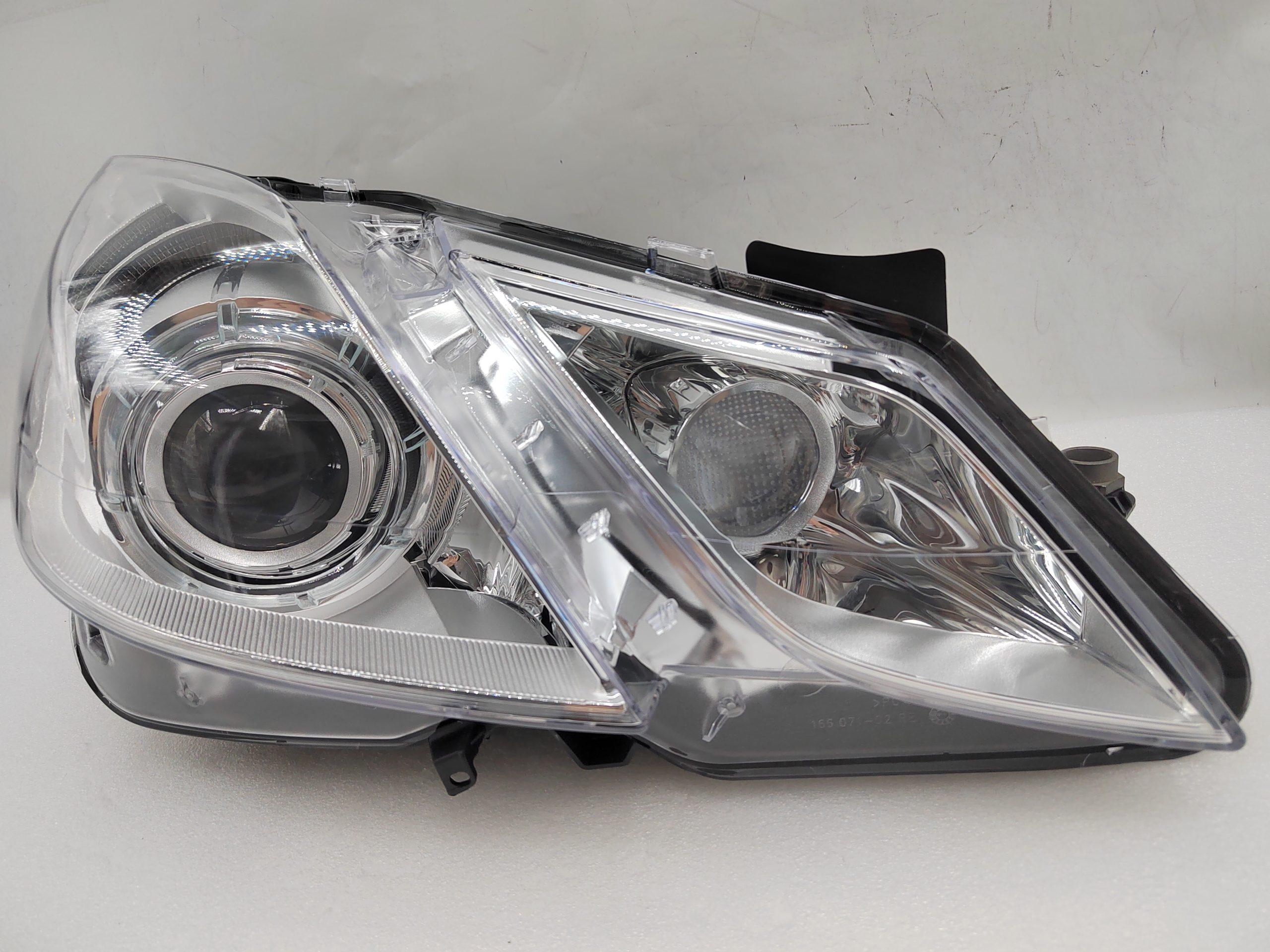 MERCEDES-BENZ E-CLASS W207 2009-2012 XENON R.H.S HEADLIGHT ASSEMBLY