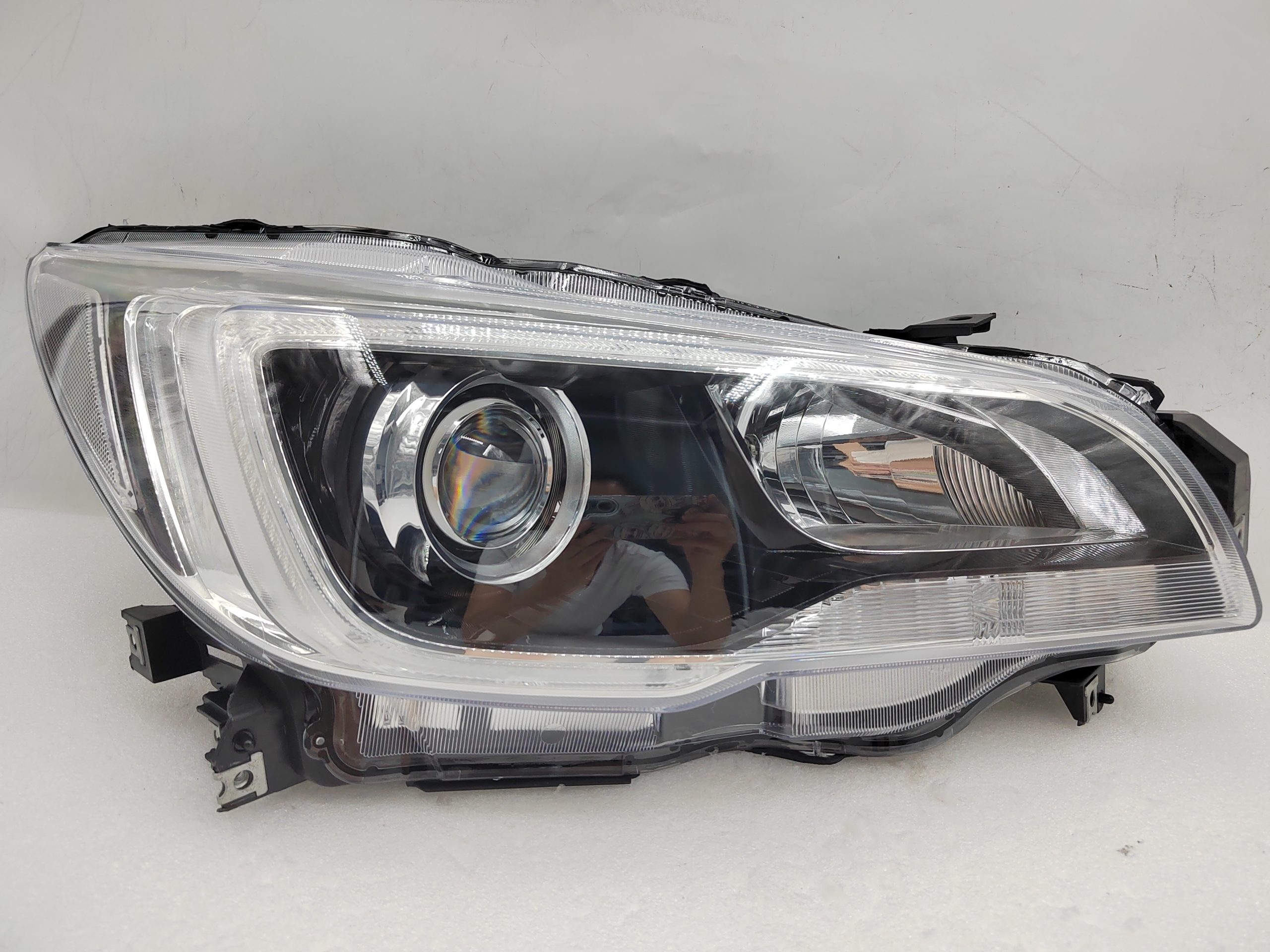 SUBARU LIBERTY OUTBACK 2015-2017 LED R.H.S HEADLIGHT ASSEMBLY