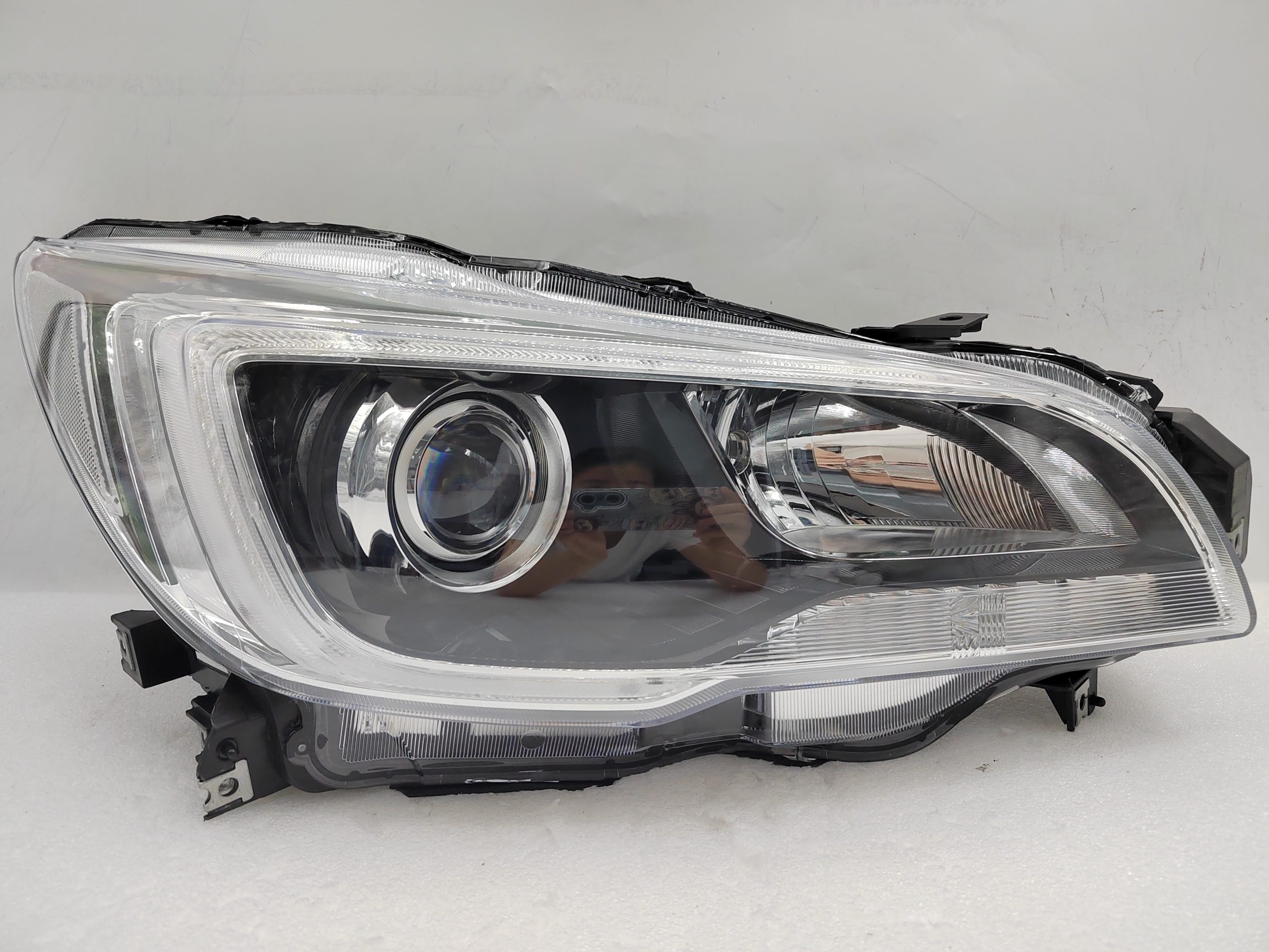 SUBARU LIBERTY OUTBACK 2015-2017 LED R.H.S HEADLIGHT ASSEMBLY