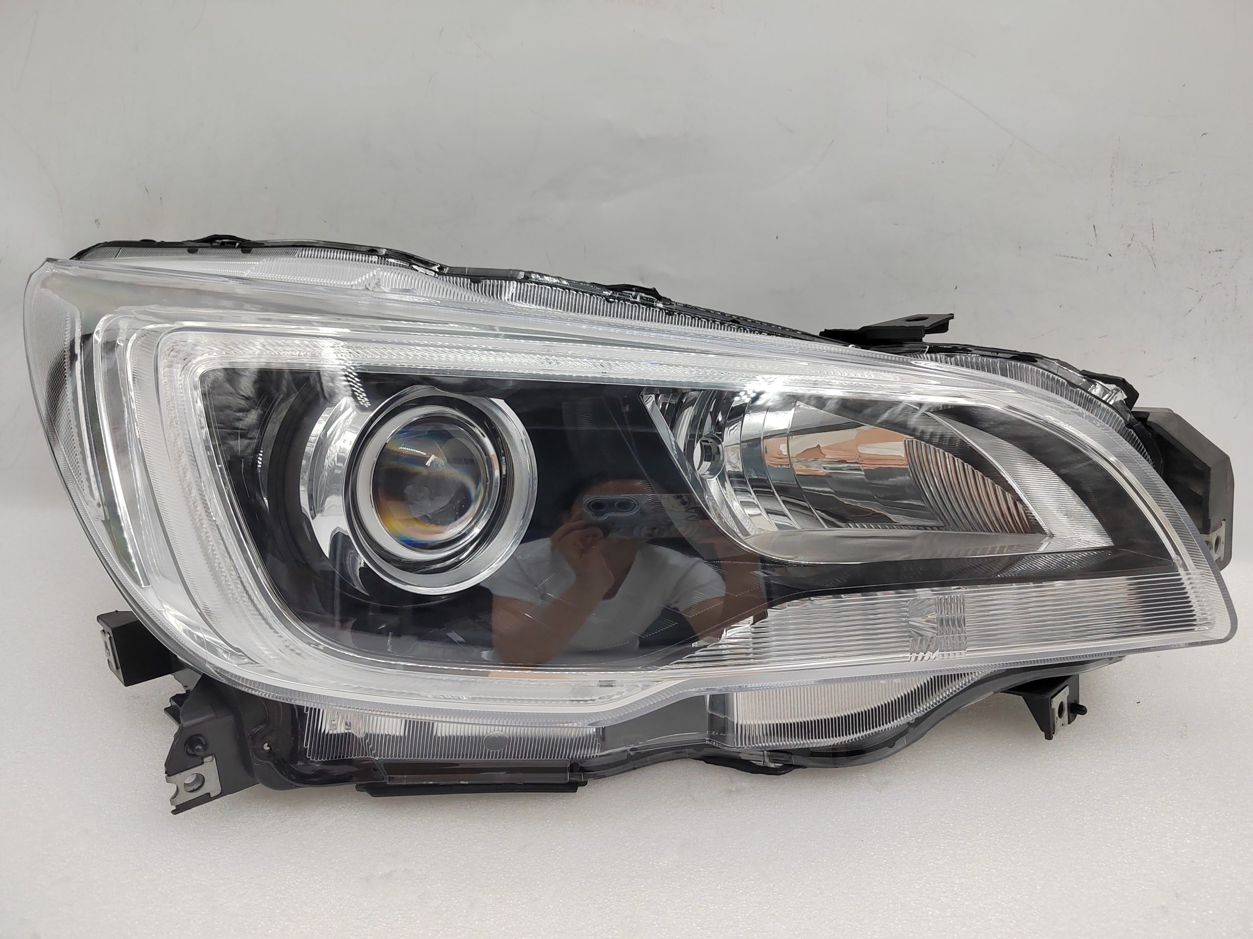 SUBARU LIBERTY OUTBACK 2015-2017 LED R.H.S HEADLIGHT ASSEMBLY
