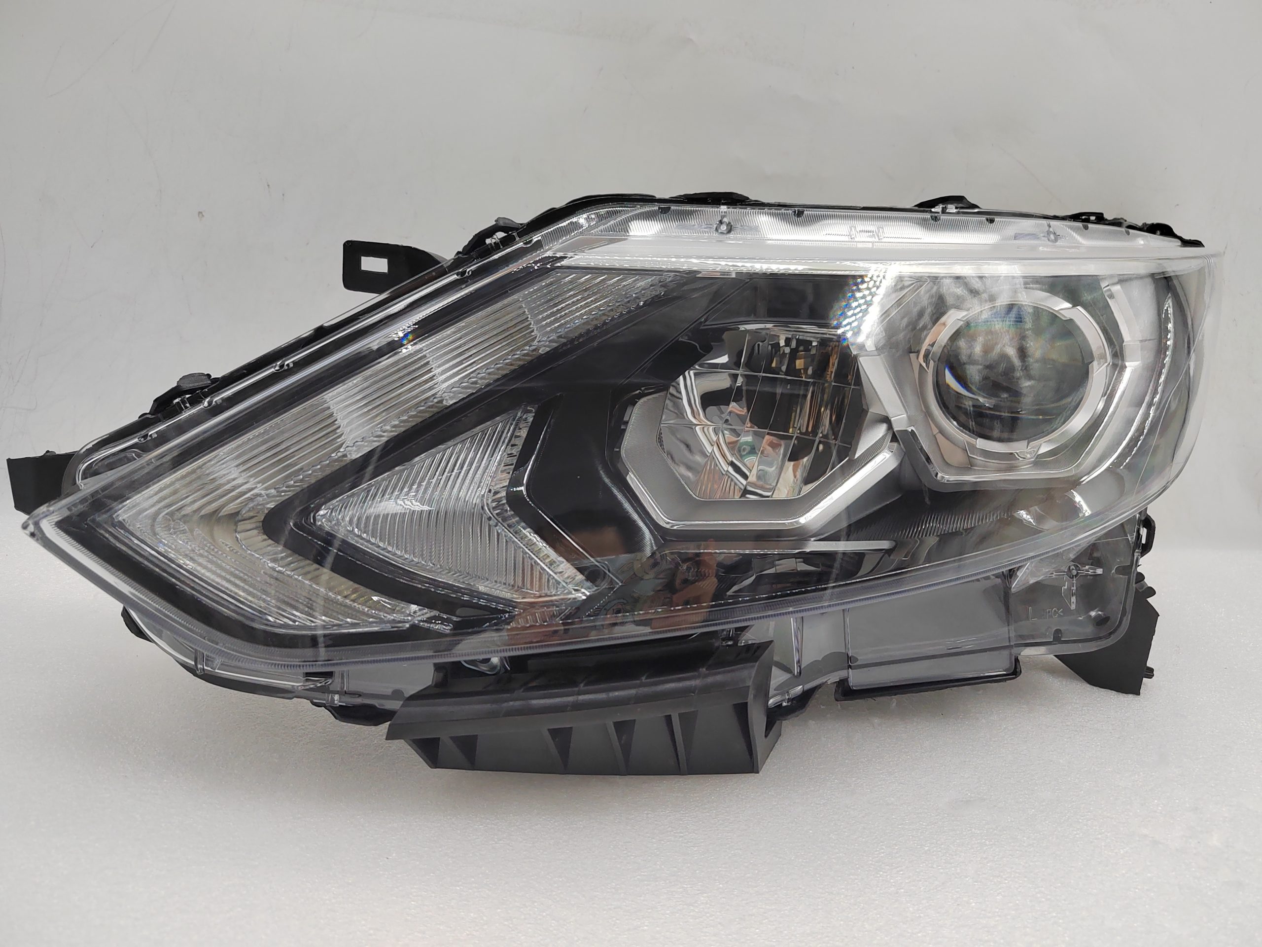 NISSAN QASHQAI J11 2014-2016 LED L.H.S HEADLIGHT ASSEMBLY