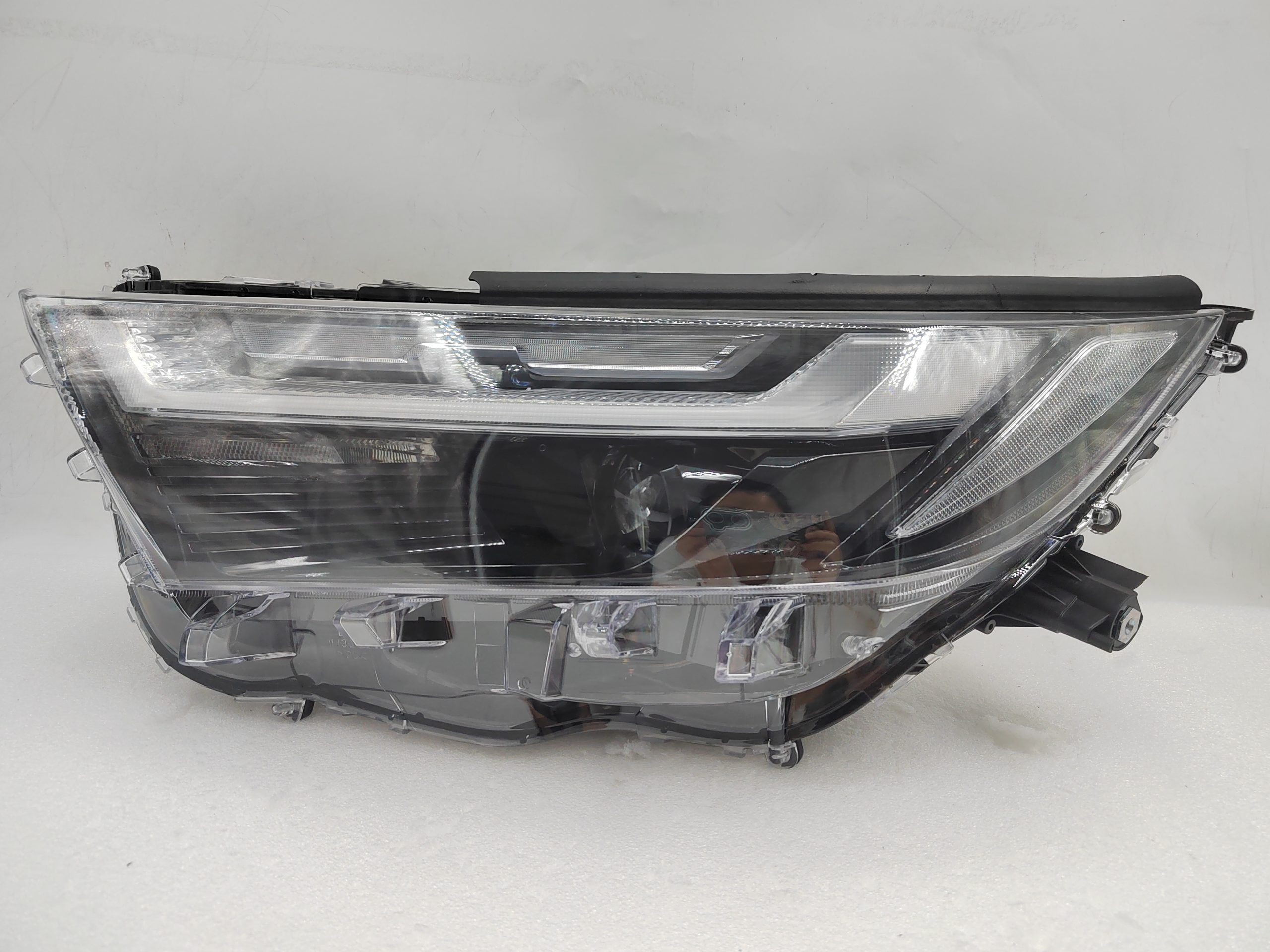TOYOTA RAV4 2022-2023 LED L.H.S HEADLIGHT ASSEMBLY