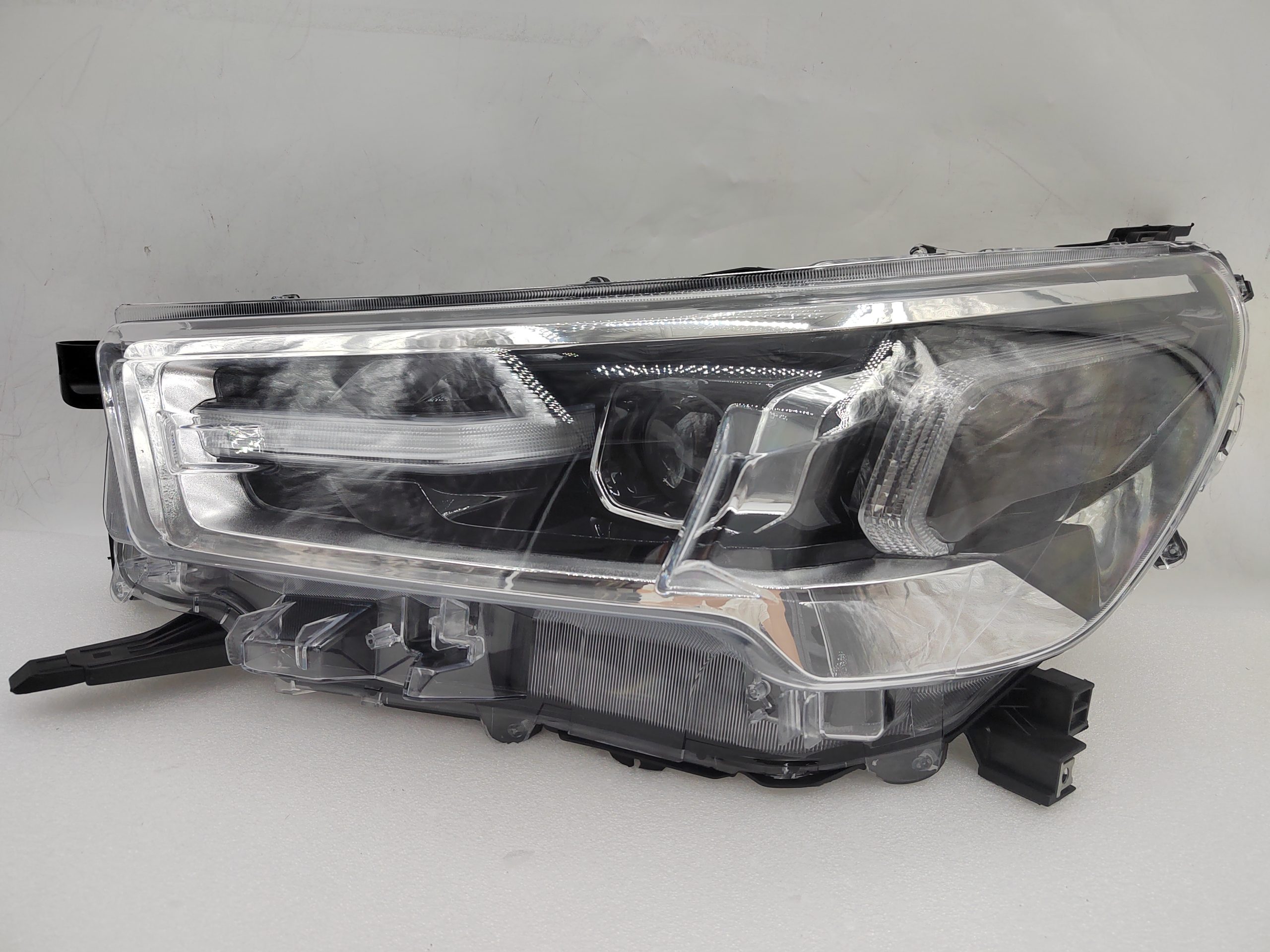 TOYOTA HILUX REVO 2020-2023 LED L.H.S HEADLIGHT ASSEMBLY