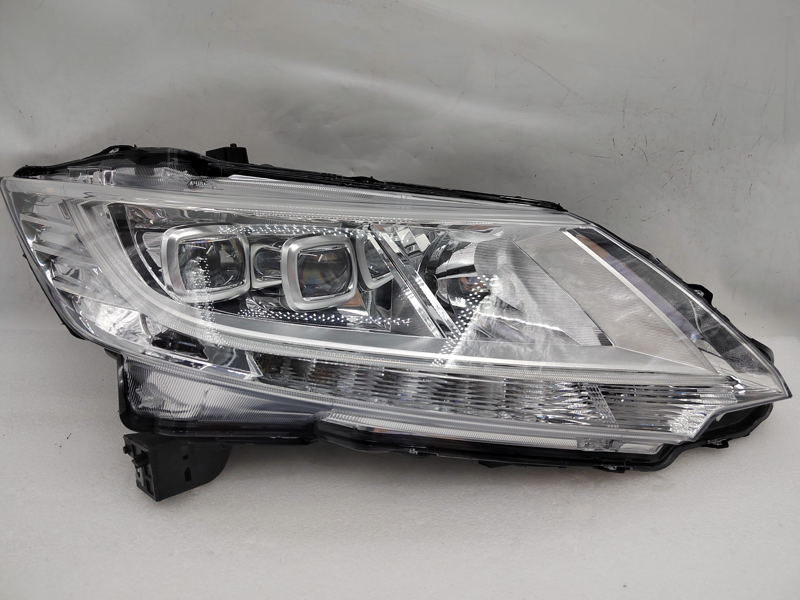 HONDA ODYSSEY DBA-RC1 2015-2017 LED R.H.S HEADLIGHT ASSEMBLY