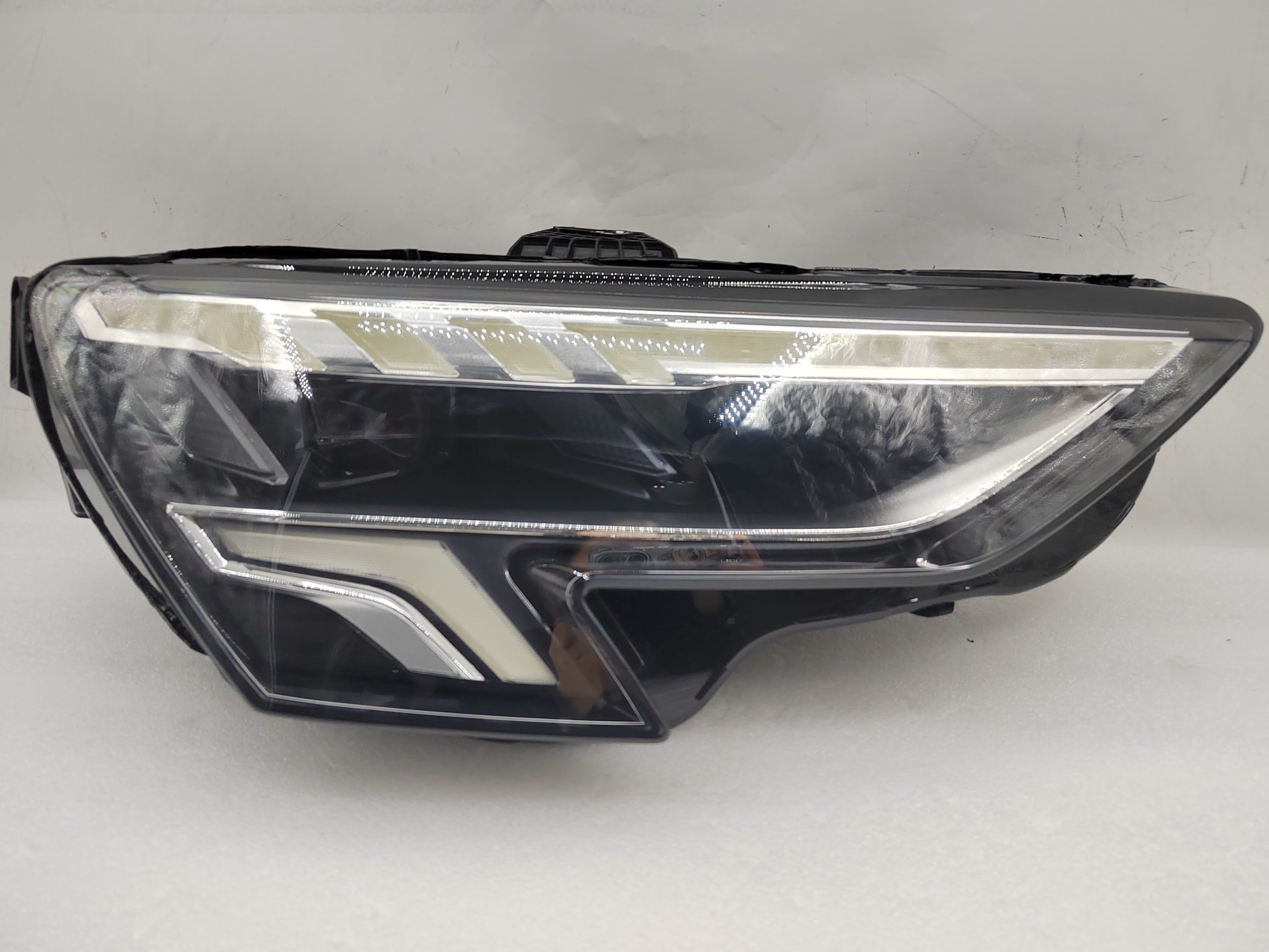 AUDI A3 2022-2023 LED R.H.S HEADLIGHT ASSEMBLY