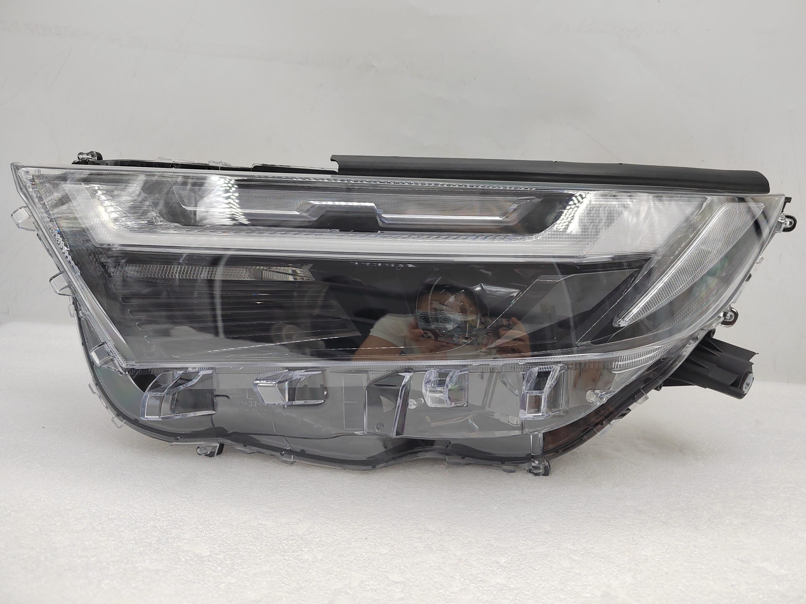 TOYOTA RAV4 2022-2023 LED L.H.S HEADLIGHT ASSEMBLY