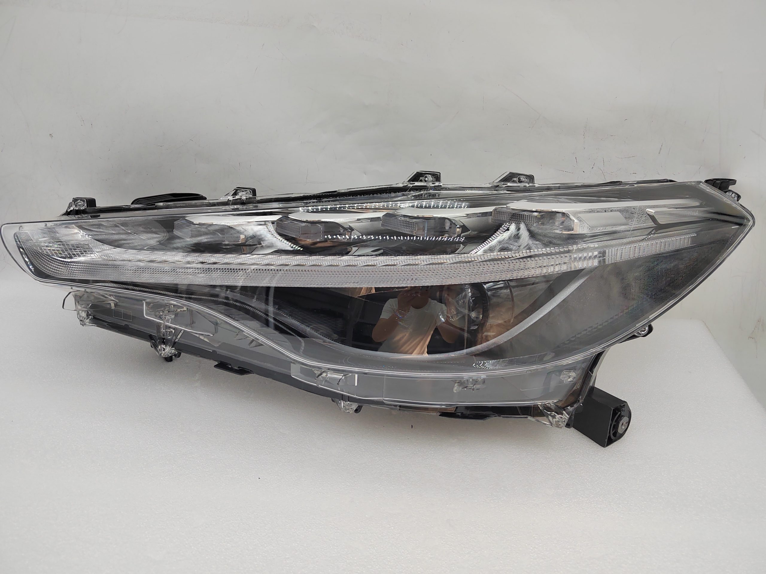 TOYOTA COROLLA CROSS 2021-2023 LED L.H.S HEADLIGHT ASSEMBLY
