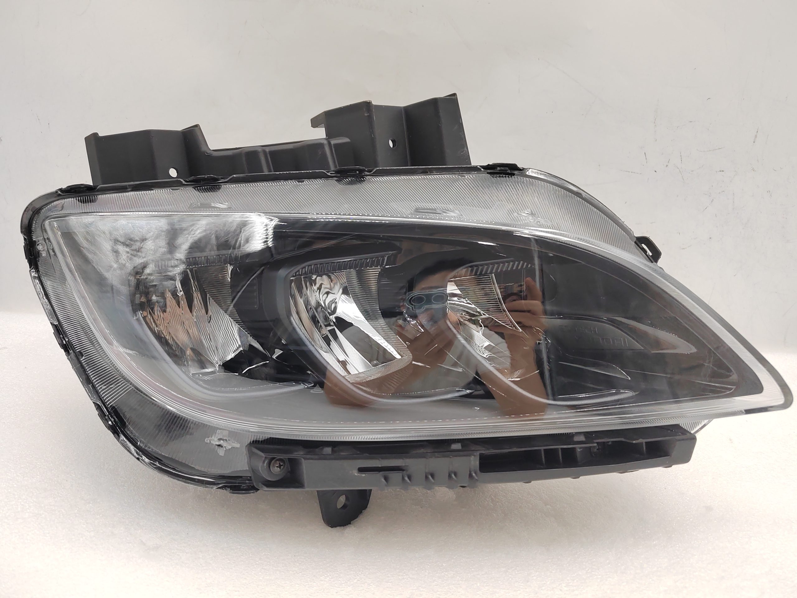HYUNDAI KONA 2021-2023 LED R.H.S HEADLIGHT ASSEMBLY