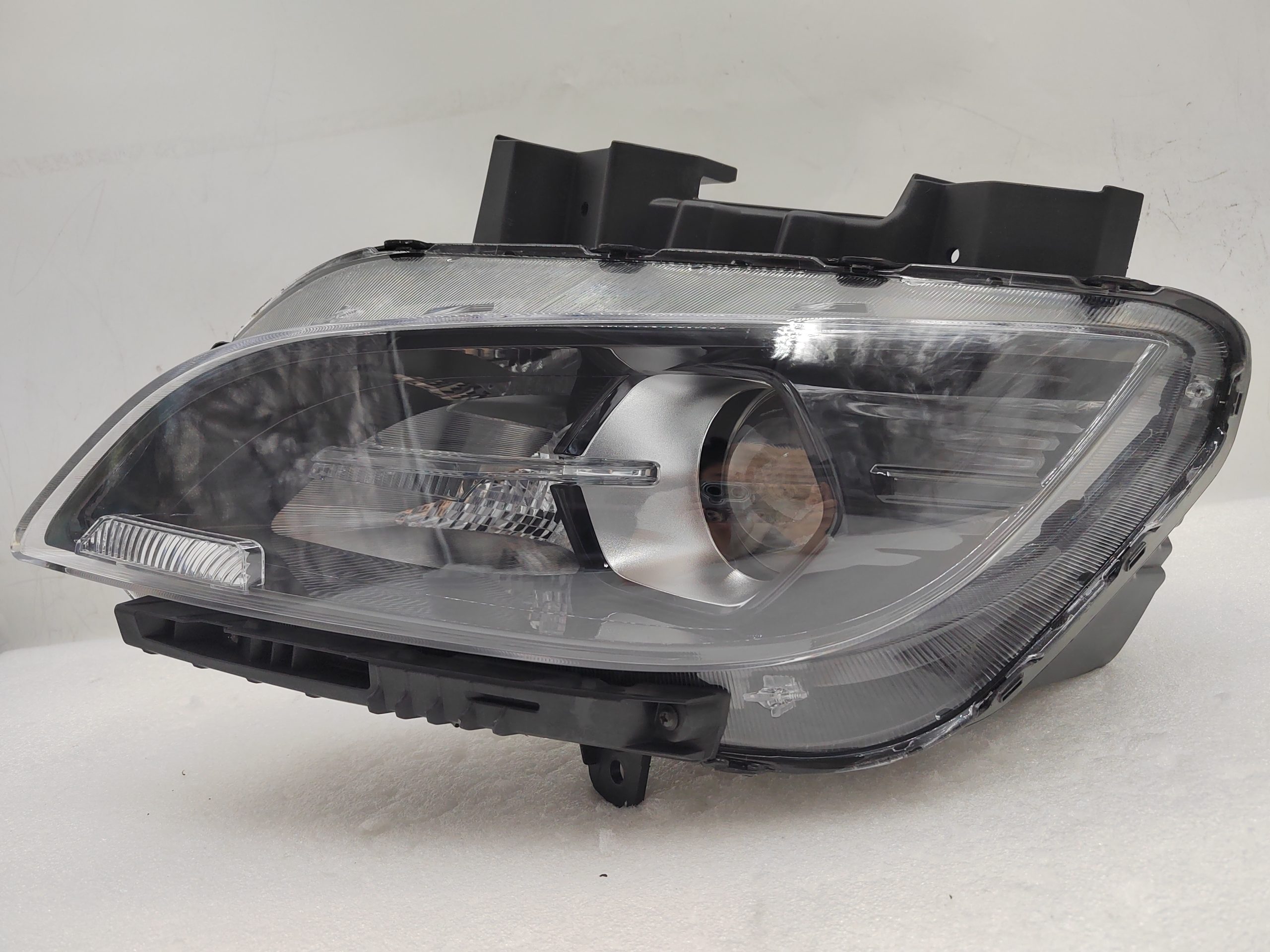 HYUNDAI KONA 2021-2023 HALOGEN L.H.S HEADLIGHT ASSEMBLY
