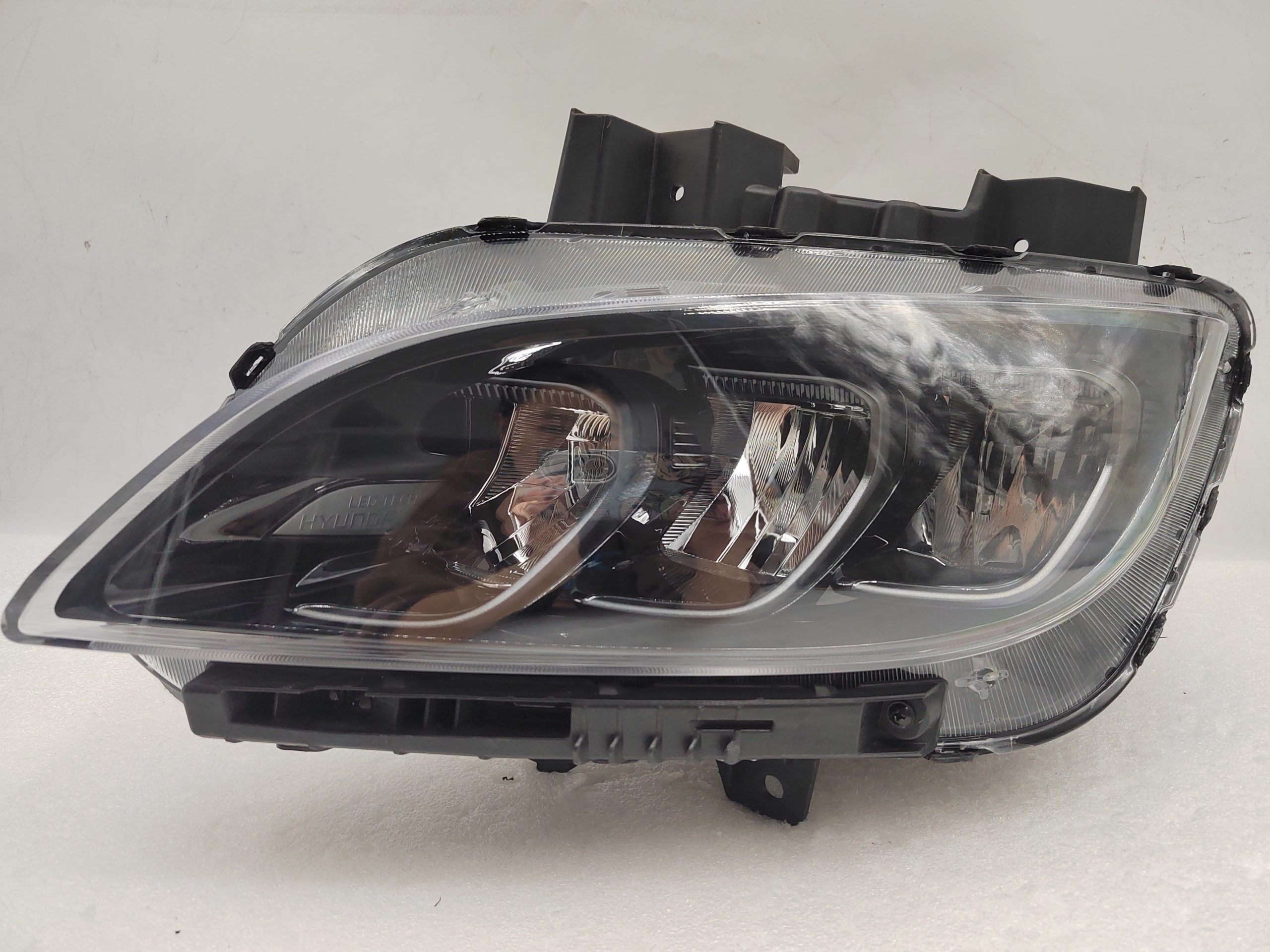 HYUNDAI KONA 2021-2023 LED L.H.S HEADLIGHT ASSEMBLY