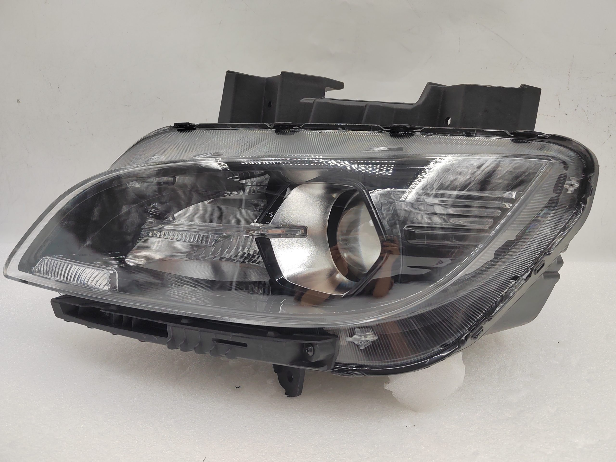 HYUNDAI KONA 2021-2023 HALOGEN L.H.S HEADLIGHT ASSEMBLY