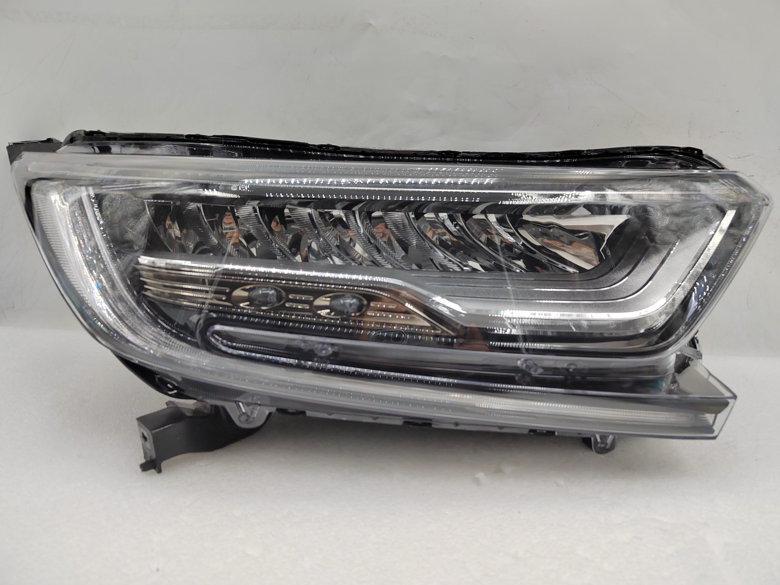 HONDA CR-V MK5 2017-2022 LED R.H.S HEADLIGHT ASSEMBLY