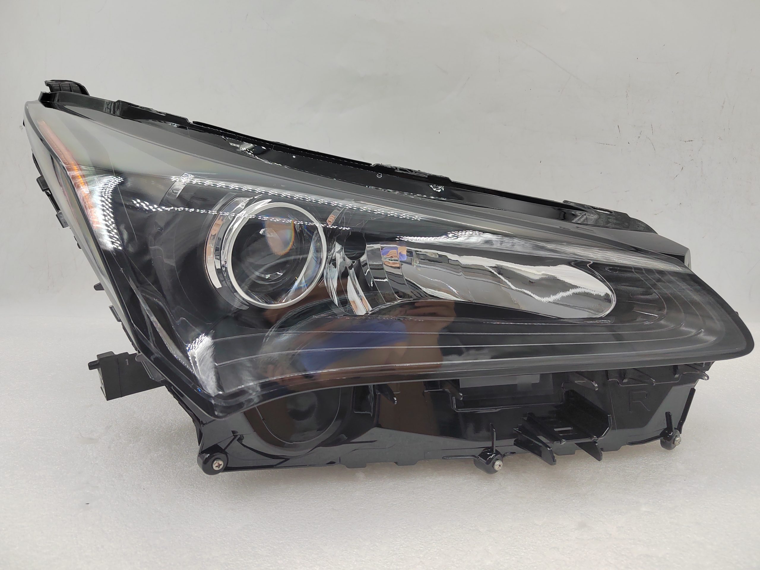 LEXUS NX 200T 2015-2017 LED R.H.S HEADLIGHT ASSEMBLY