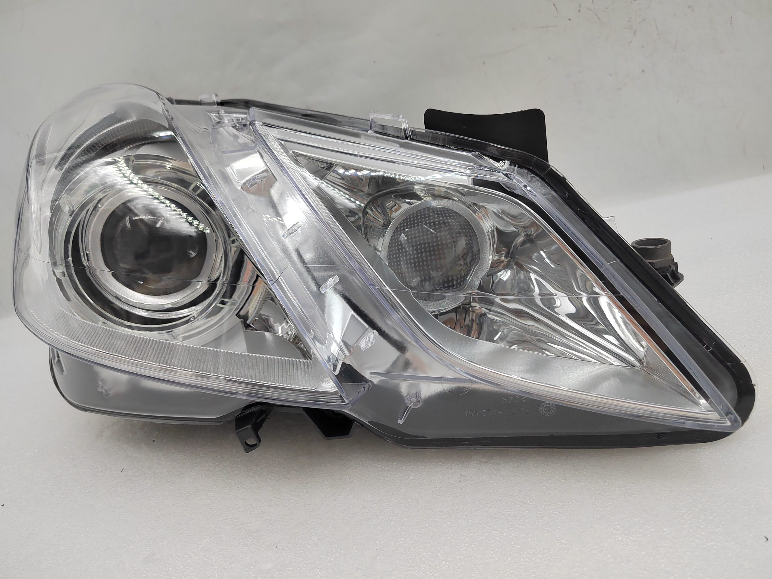 MERCEDES-BENZ E-CLASS W207 2009-2012 XENON R.H.S HEADLIGHT ASSEMBLY