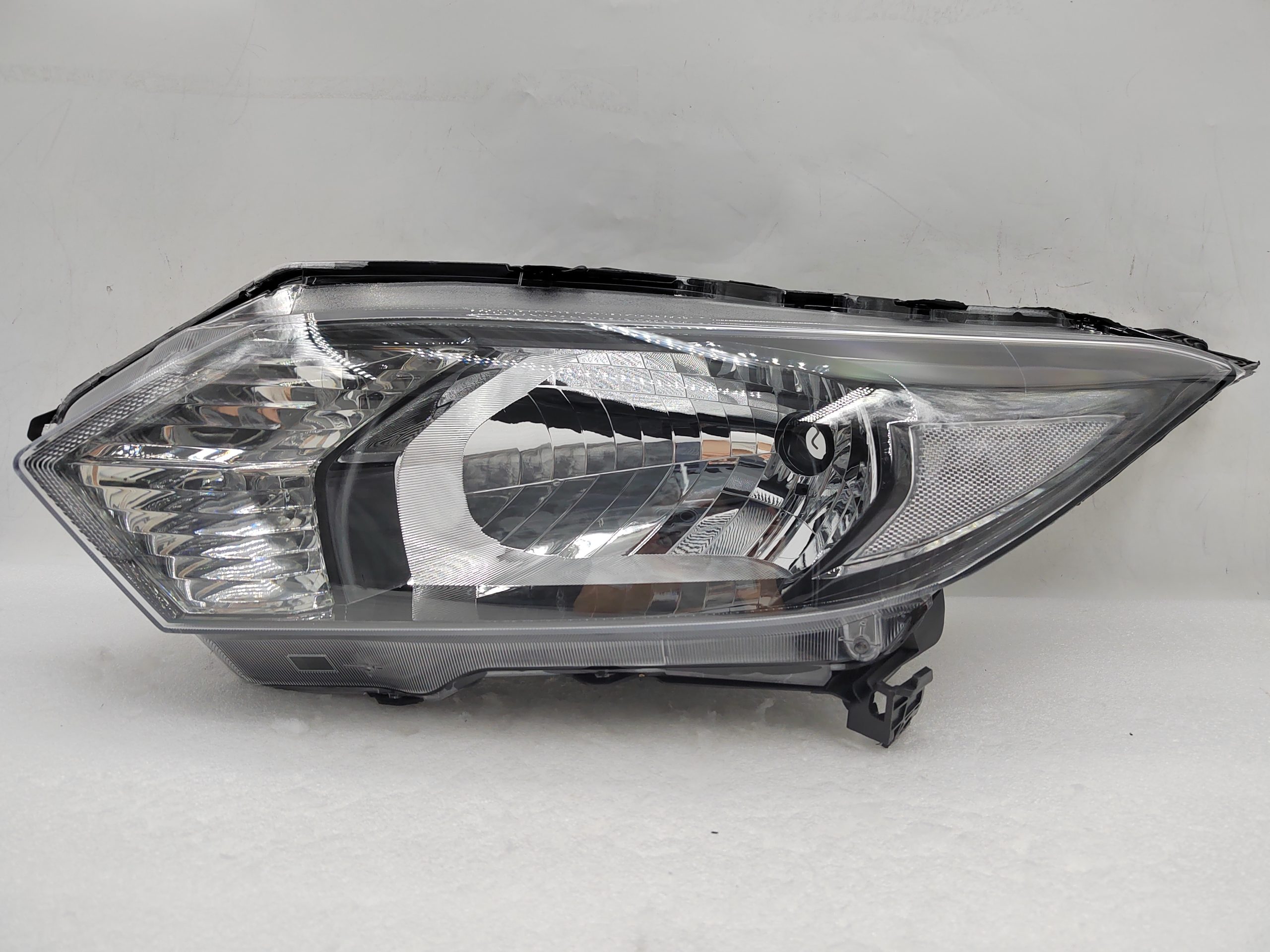 HONDA HR-V 2015-2018 HALOGEN L.H.S HEADLIGHT ASSEMBLY