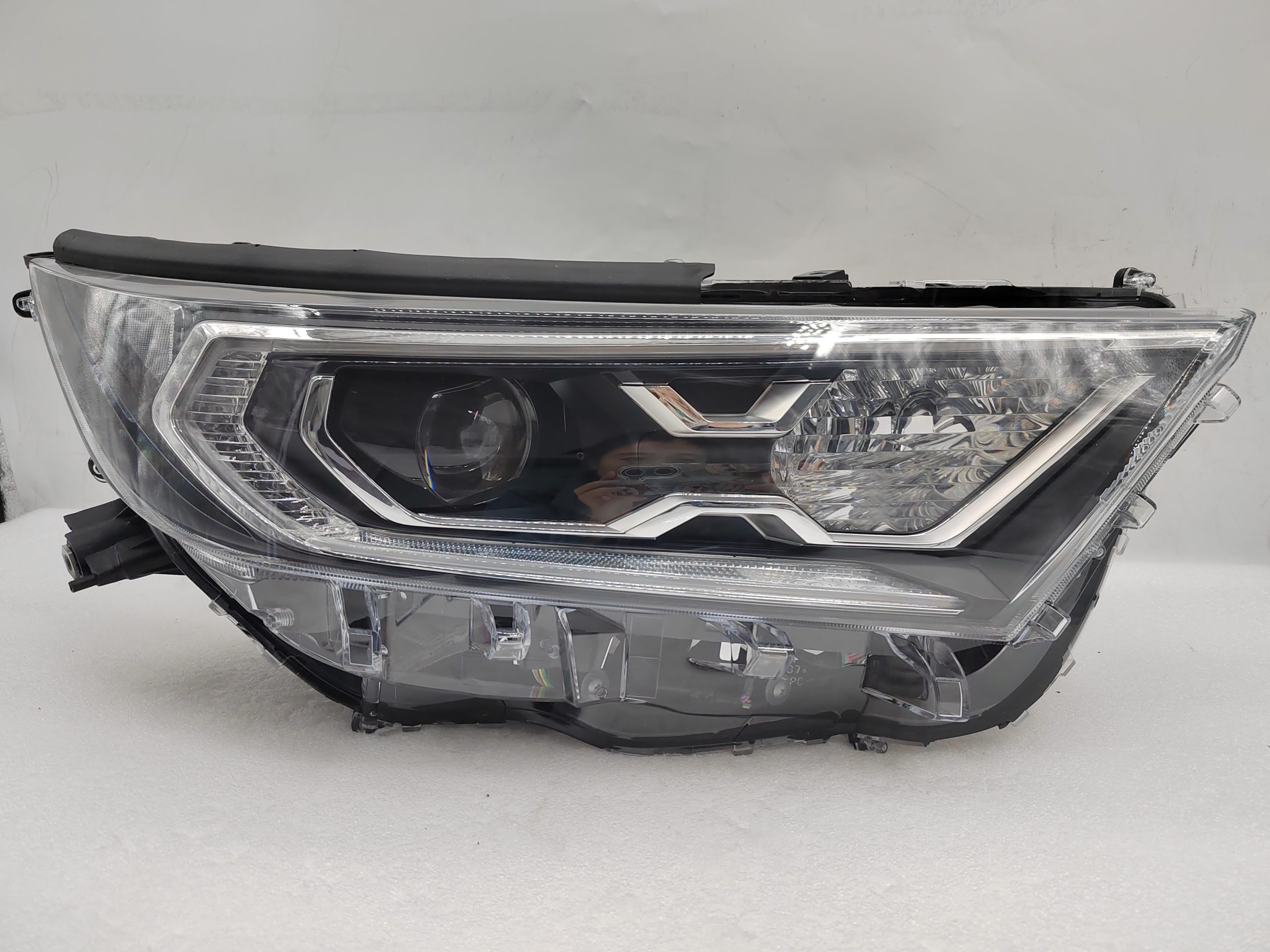 TOYOTA RAV4 V XA50 2019-2021 LED R.H.S HEADLIGHT ASSEMBLY