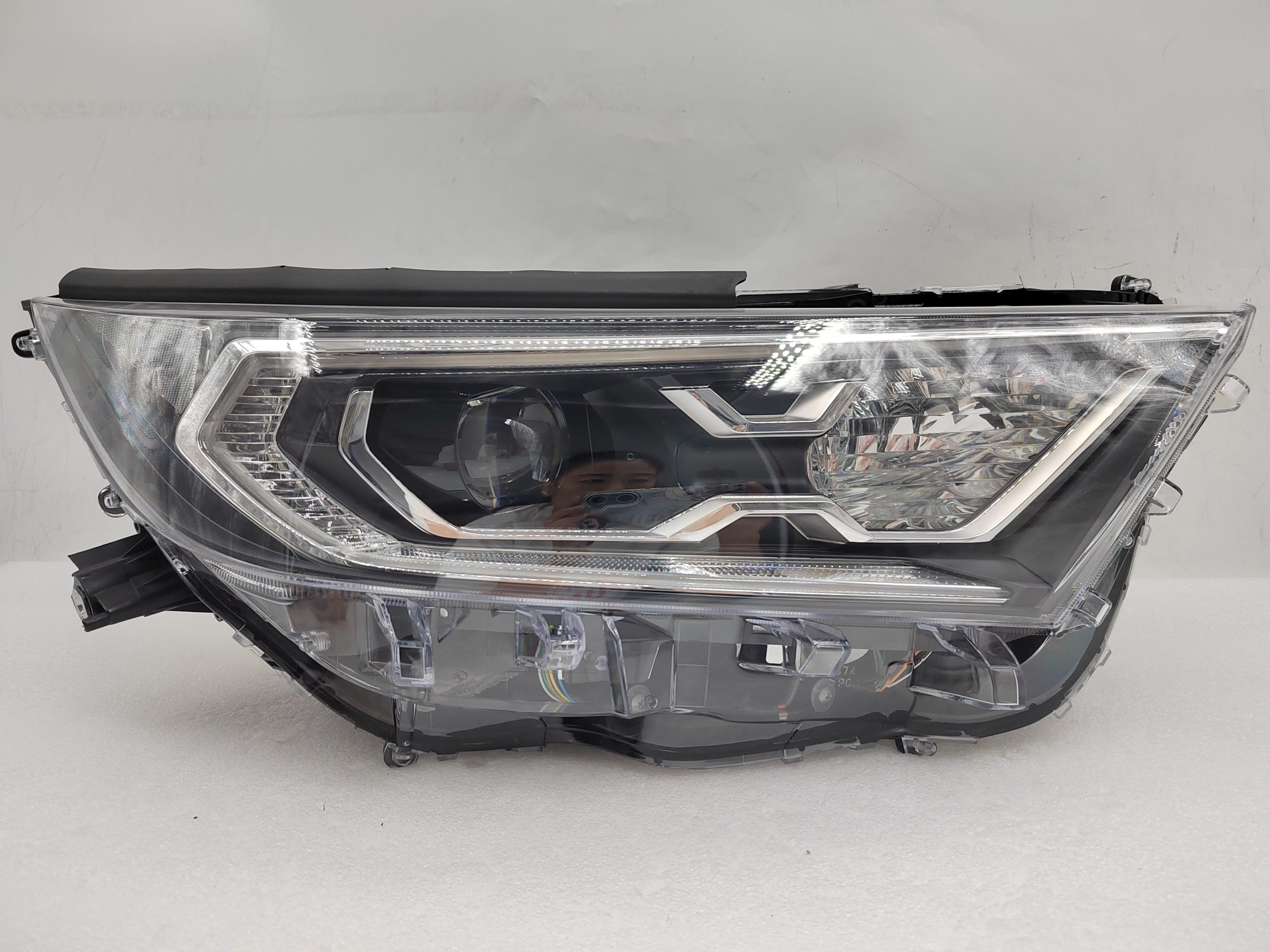 TOYOTA RAV4 V XA50 2019-2021 LED R.H.S HEADLIGHT ASSEMBLY