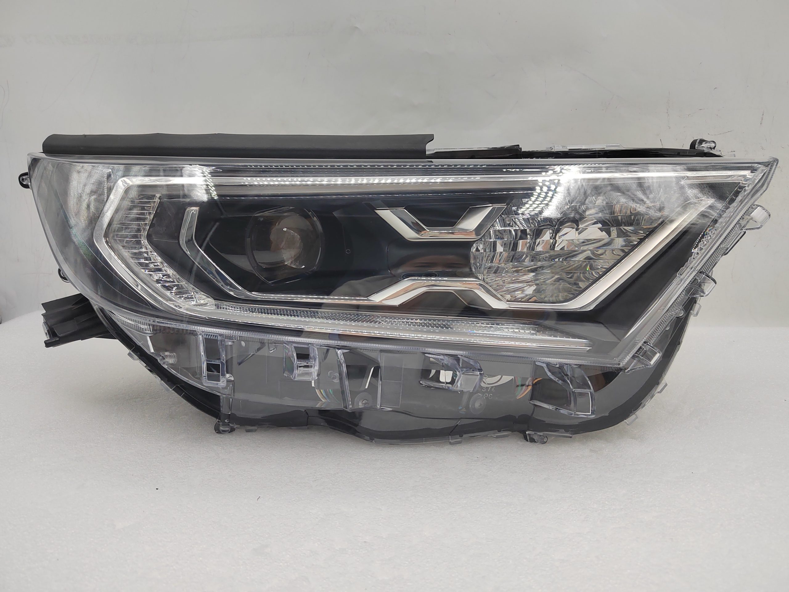 TOYOTA RAV4 V XA50 2019-2021 LED R.H.S HEADLIGHT ASSEMBLY