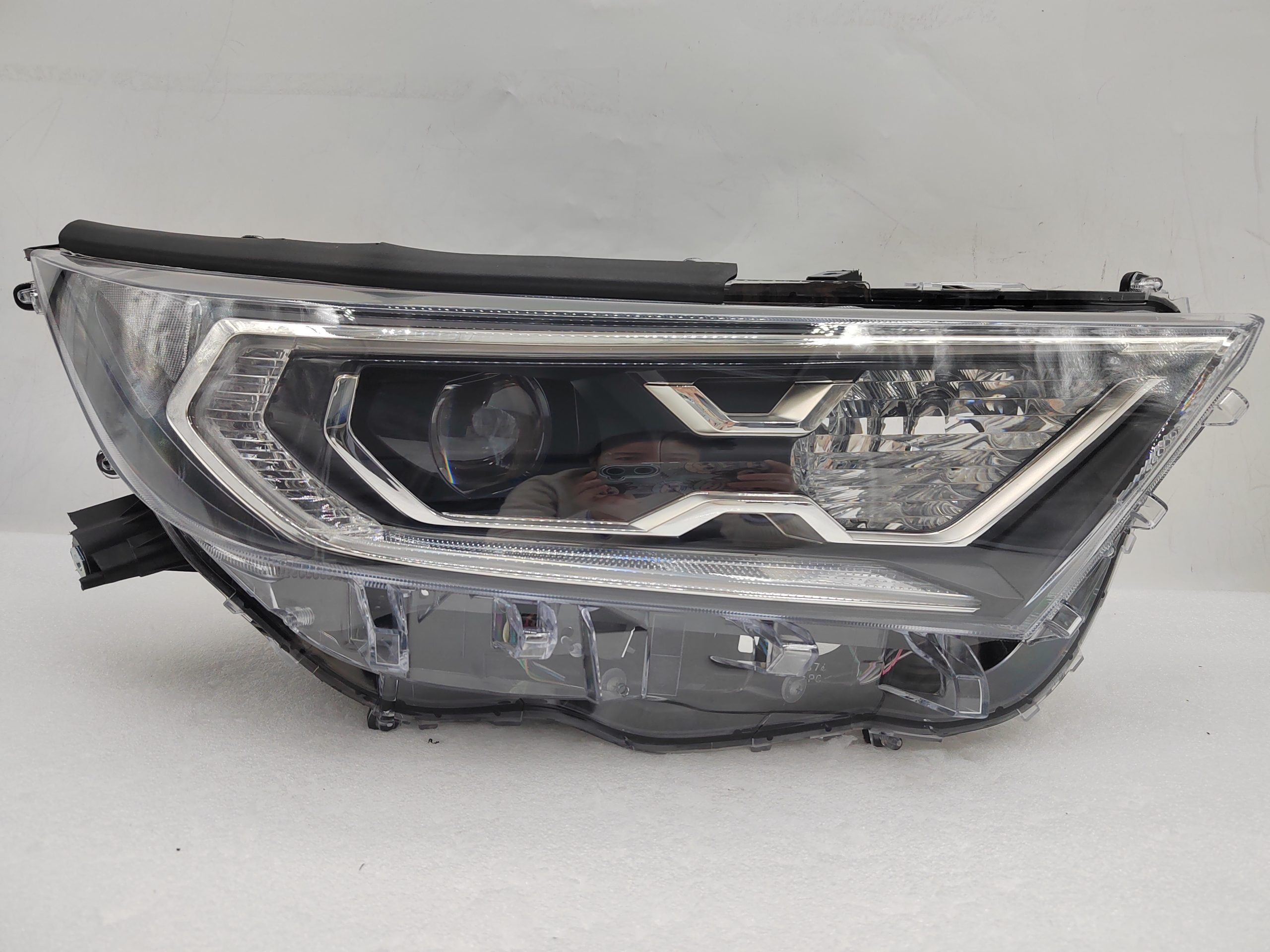 TOYOTA RAV4 V XA50 2019-2021 LED R.H.S HEADLIGHT ASSEMBLY