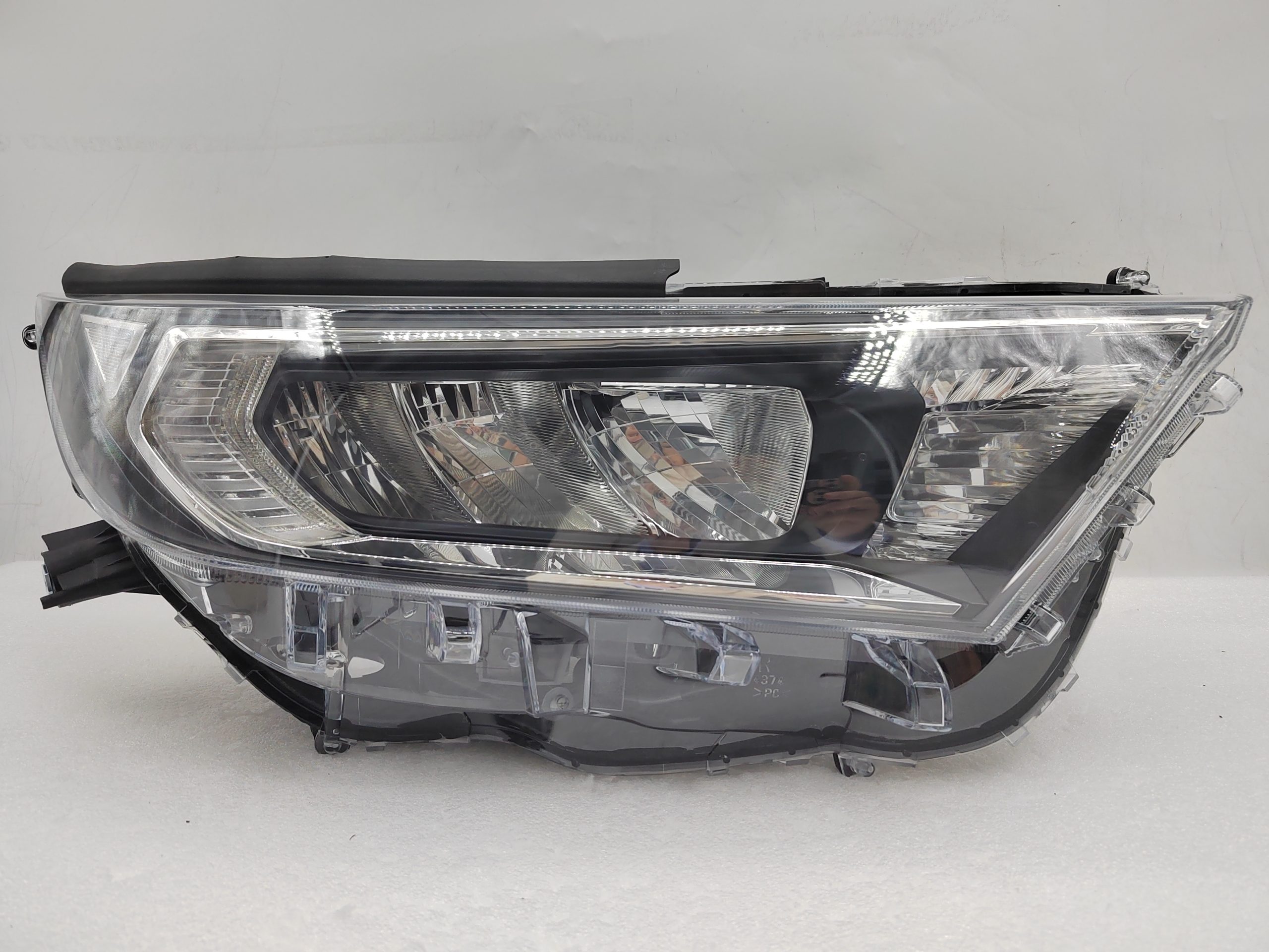 TOYOTA RAV4 V XA50 2019-2021 LED R.H.S HEADLIGHT ASSEMBLY