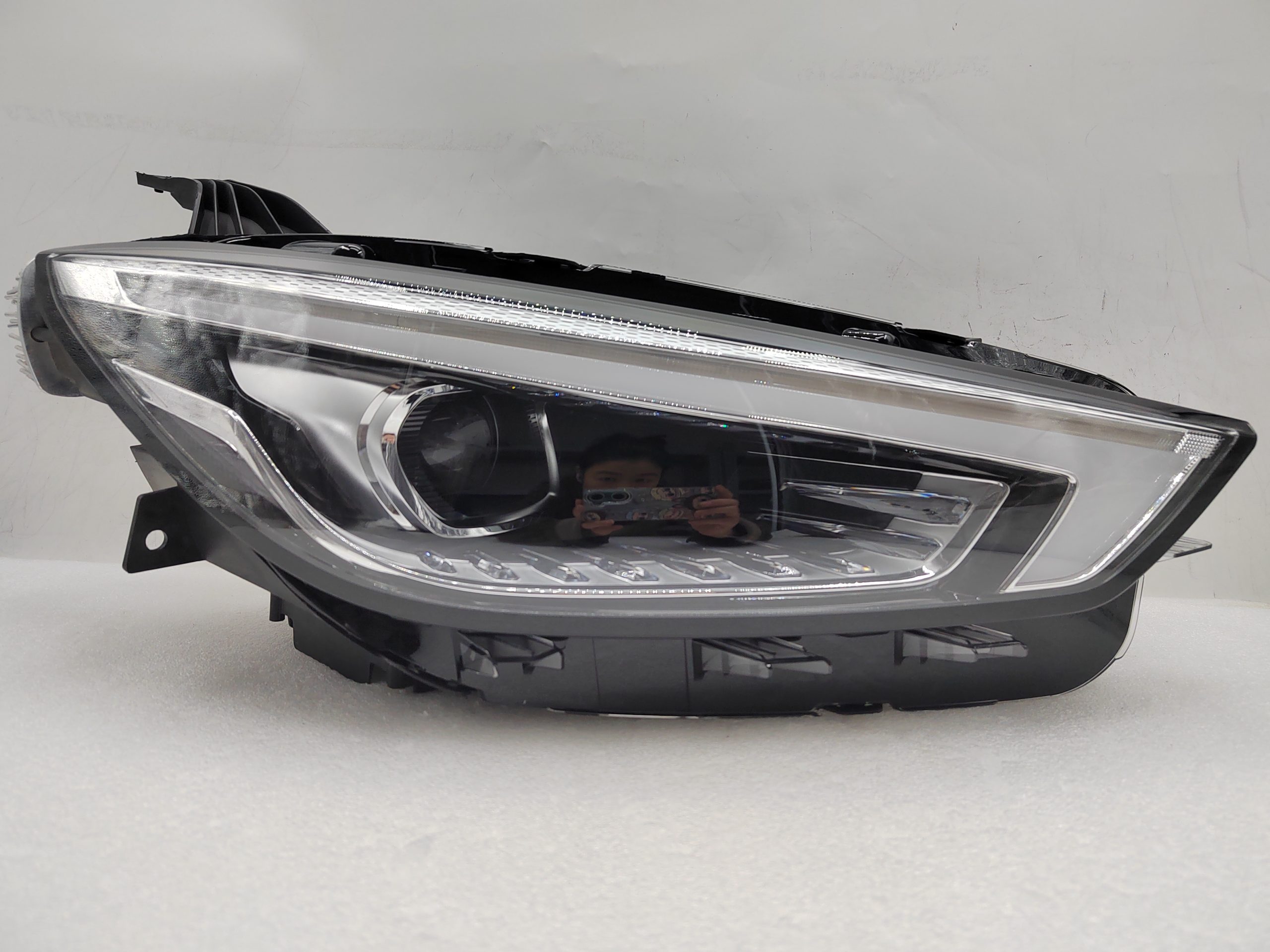 MG ZST 2021-2023 LED R.H.S HEADLIGHT ASSEMBLY