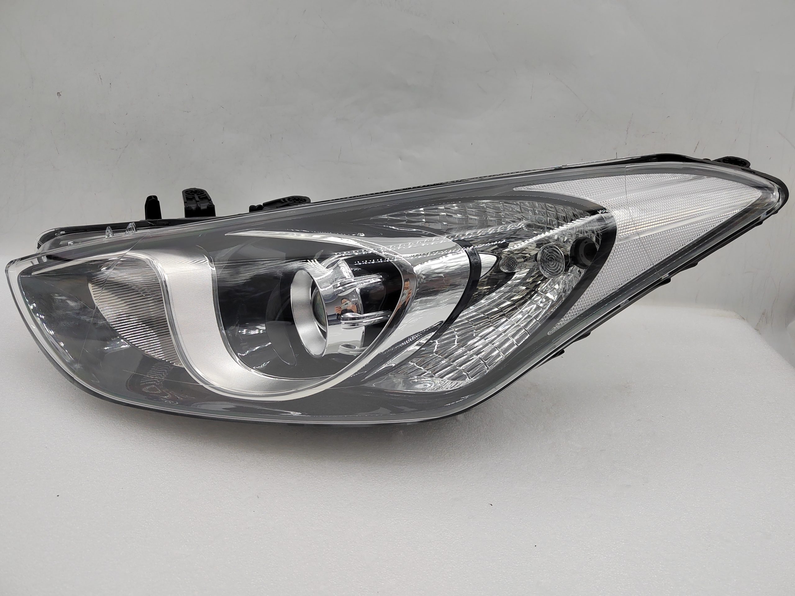 HYUNDAI I30 GD 2012-2016 HALOGEN L.H.S HEADLIGHT ASSEMBLY